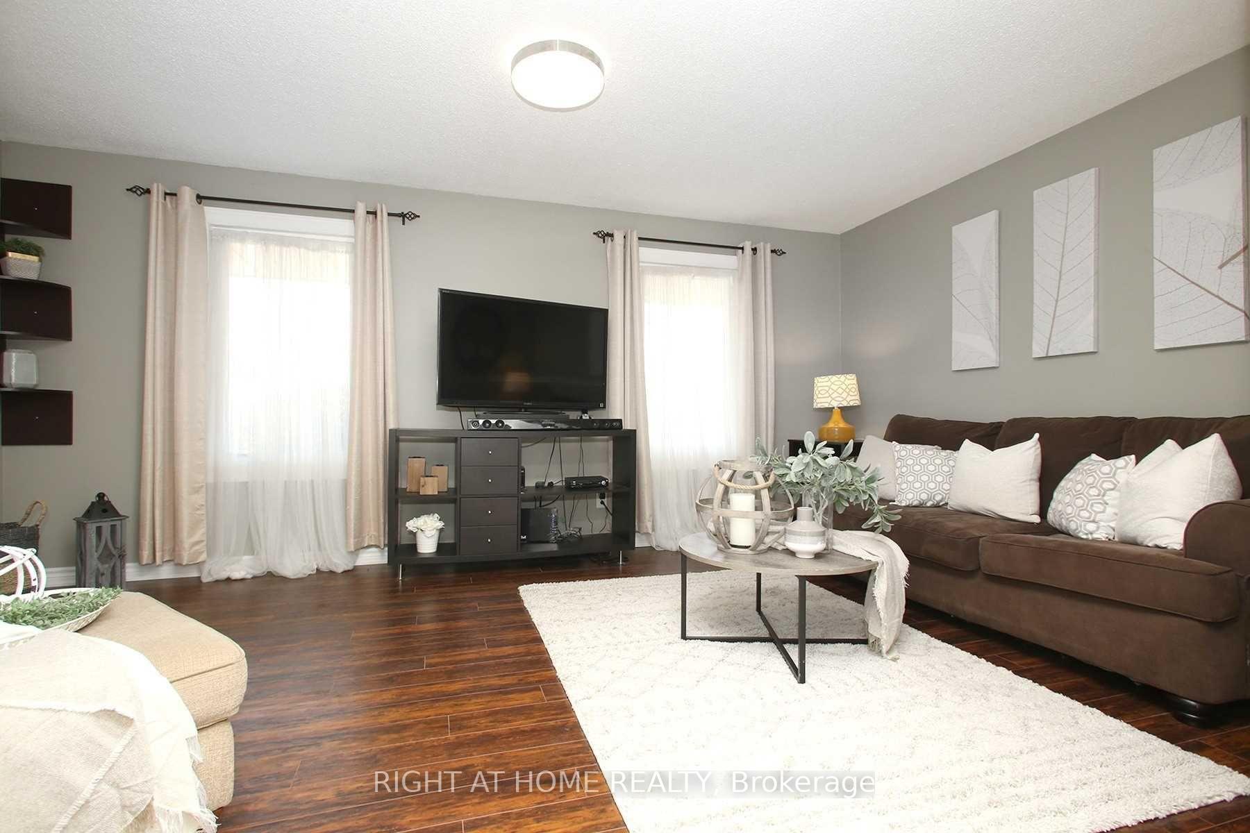 Photo 7 of 653 Dorchester Drive, Oshawa, Vanier — HOMEH
