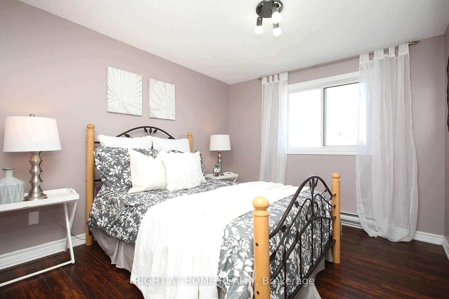Photo 13 of 653 Dorchester Drive, Oshawa, Vanier — HOMEH