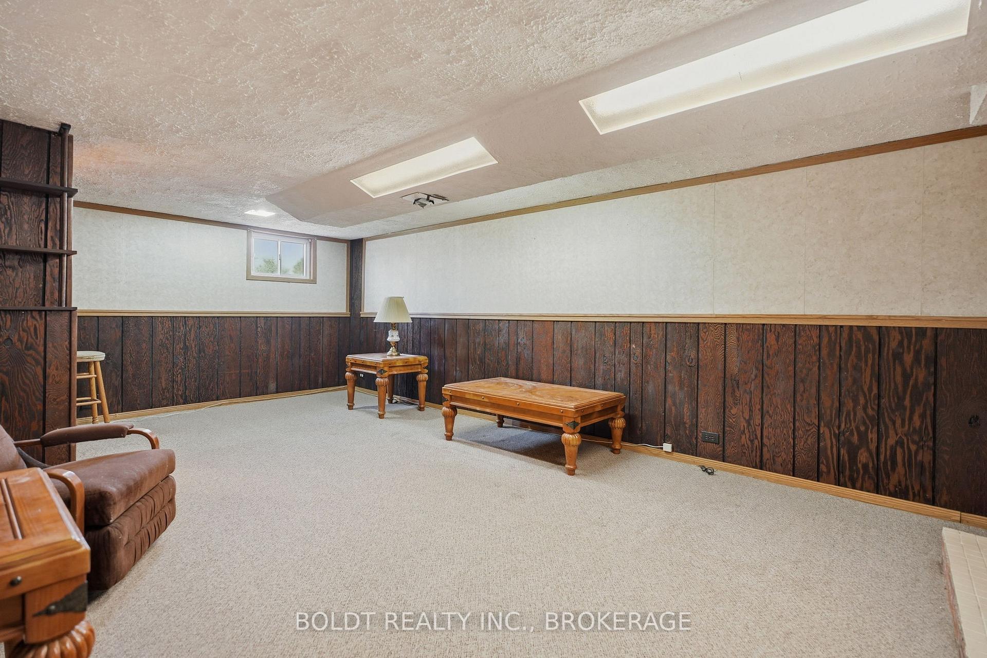 Photo 30 of 16 Grammar Avenue, St. Catharines, Vine/Linwell — HOMEH