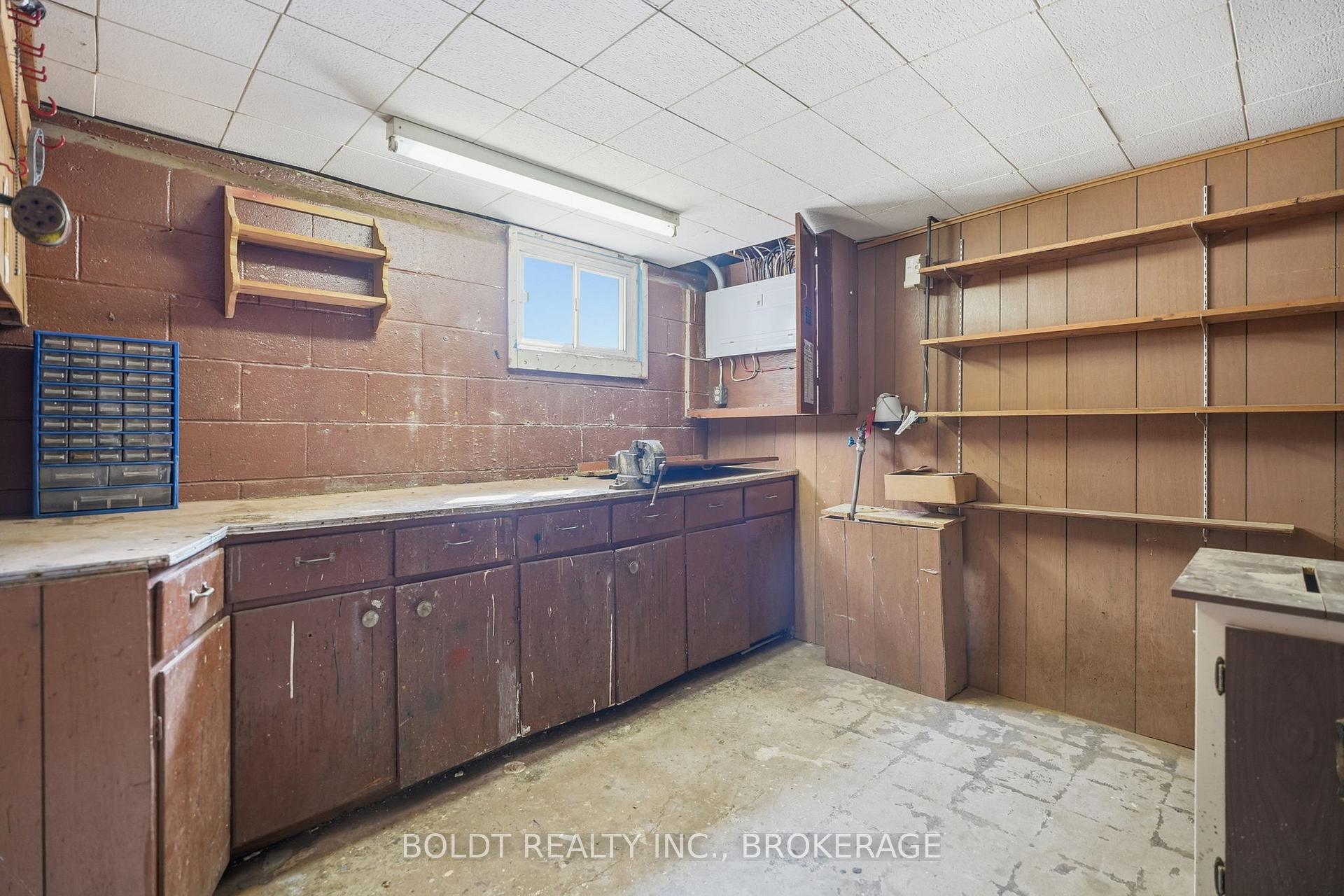 Photo 35 of 16 Grammar Avenue, St. Catharines, Vine/Linwell — HOMEH