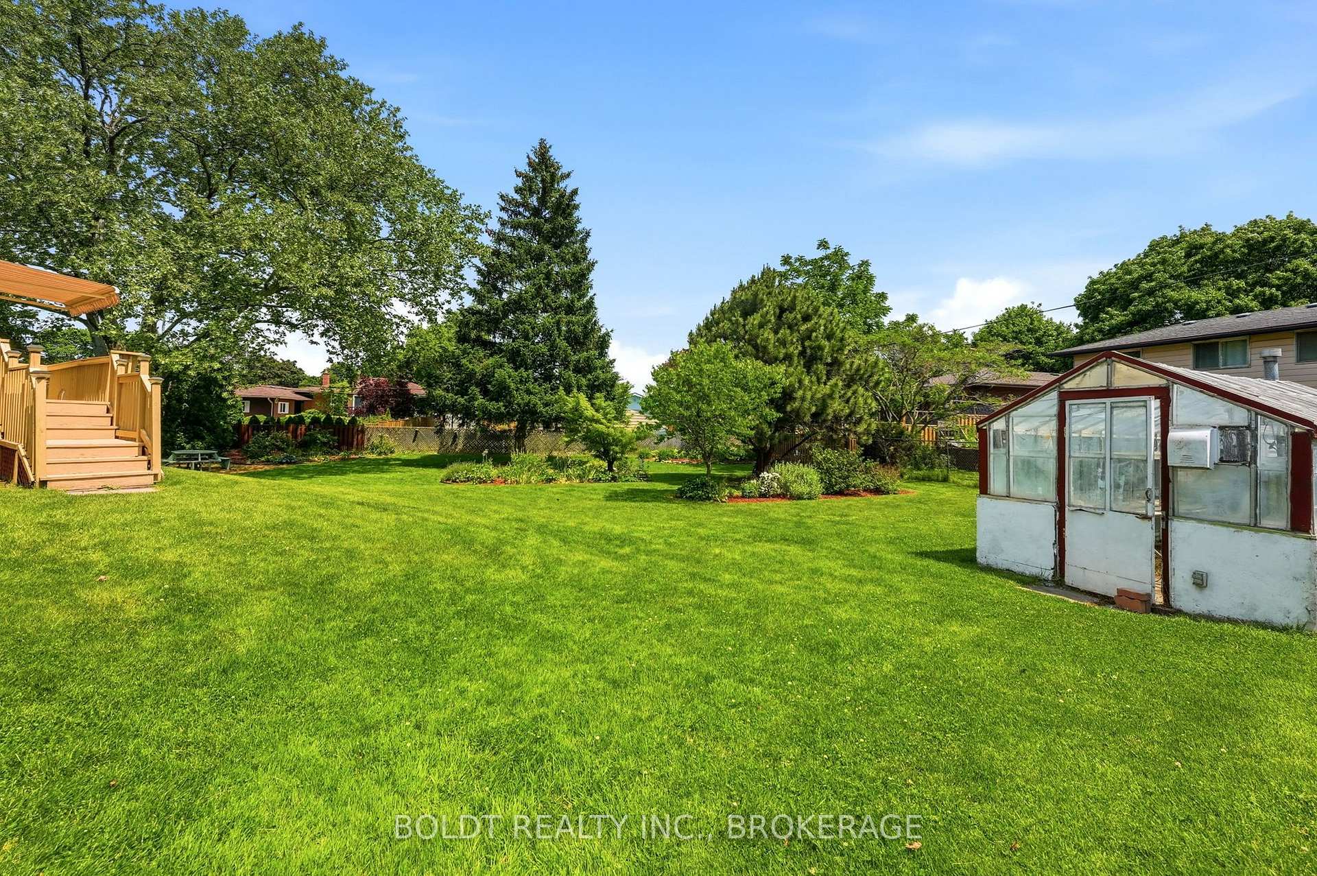 Photo 44 of 16 Grammar Avenue, St. Catharines, Vine/Linwell — HOMEH