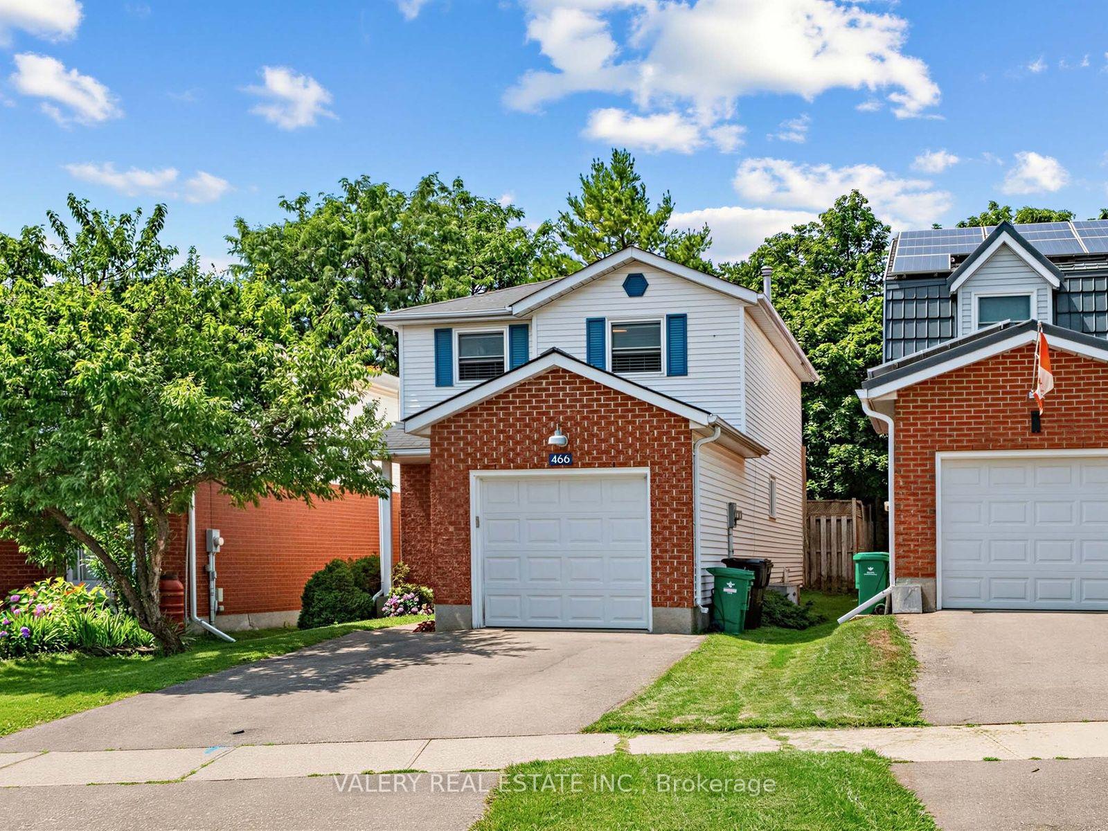 Photo 2 of 466 Misty Crescent, Kitchener, Grand River North — HOMEH