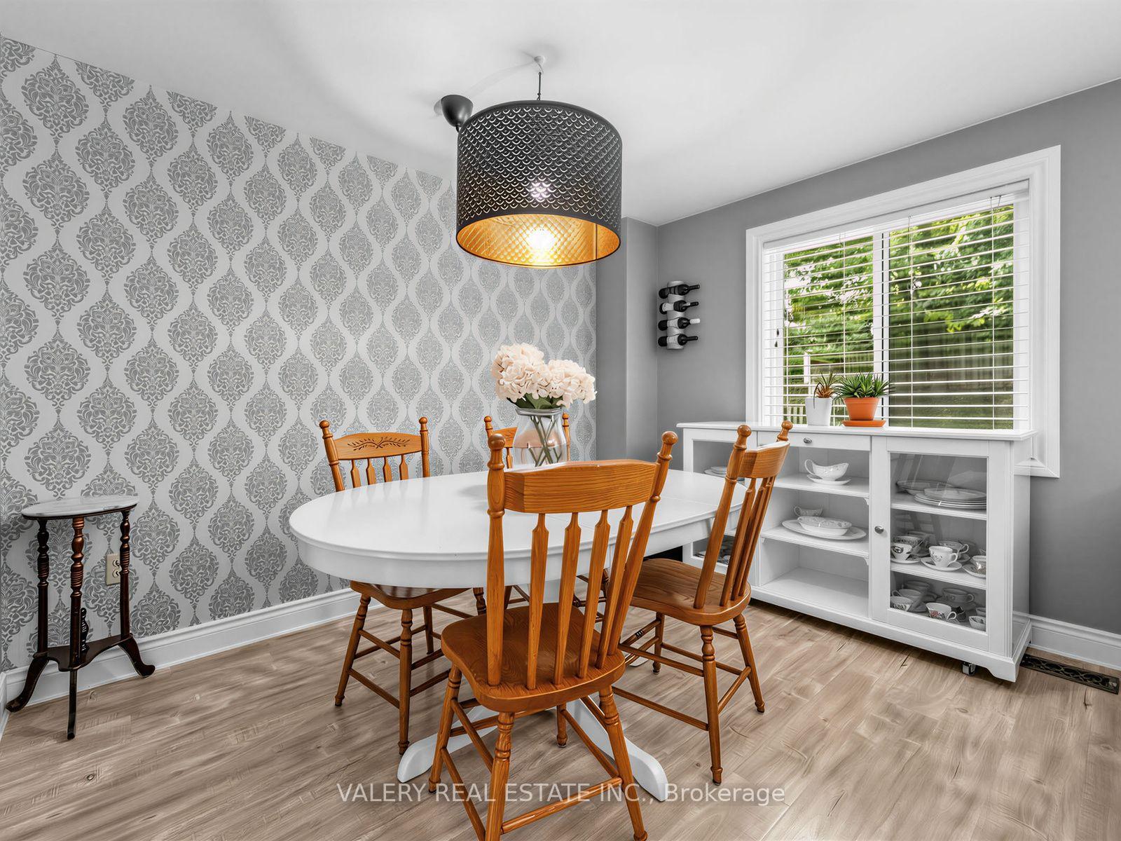 Photo 19 of 466 Misty Crescent, Kitchener, Grand River North — HOMEH