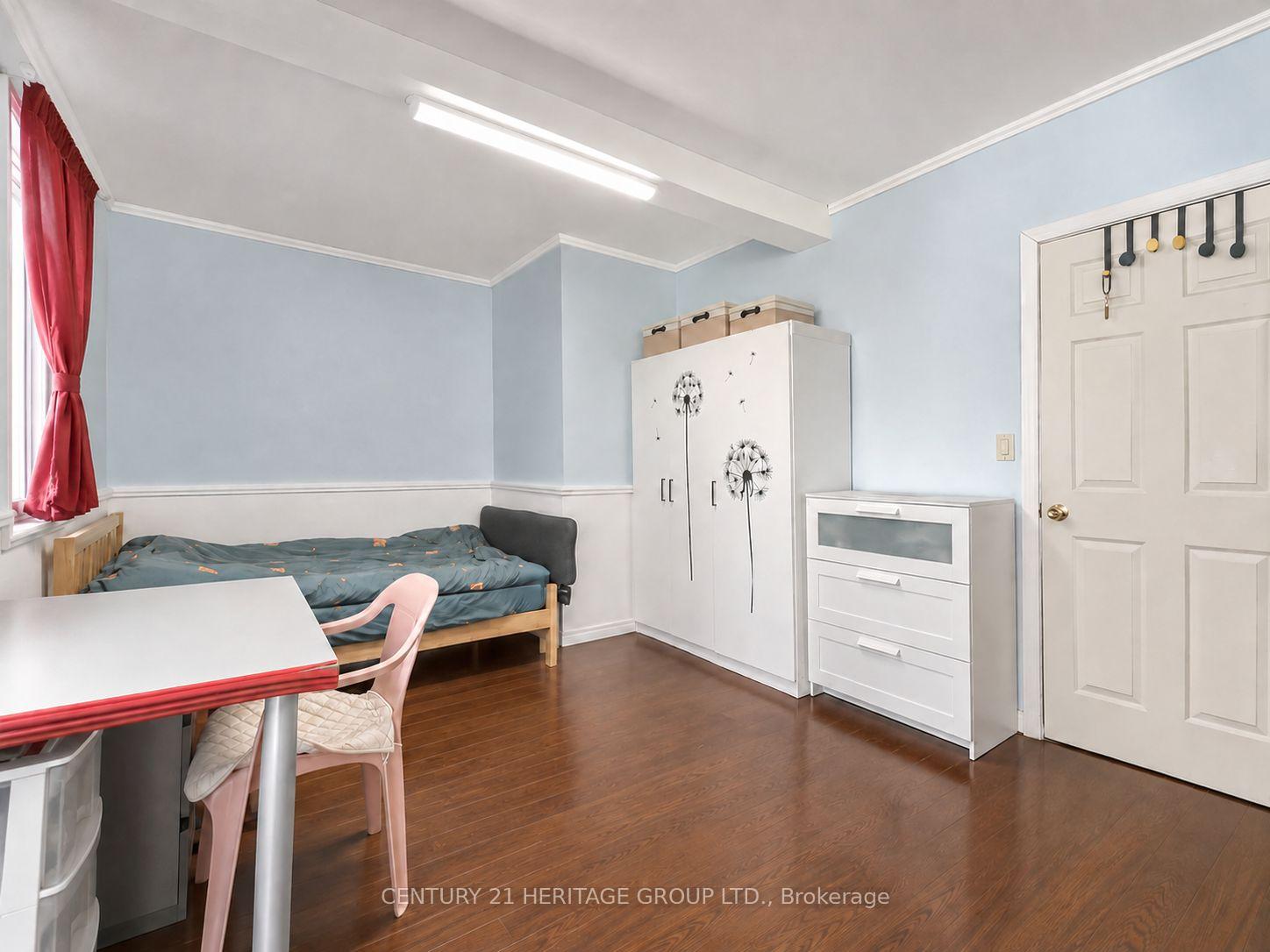 Photo 15 of 406 Jackson Street W, Hamilton, Kirkendall — HOMEH