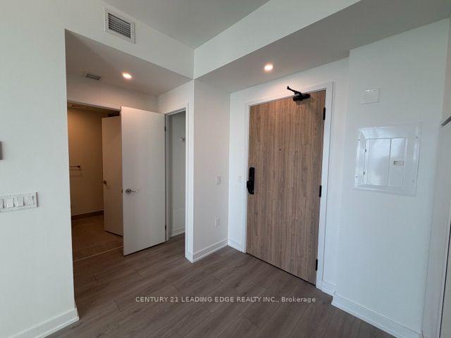 Photo 4 of Unit 2810, 1 Fairview Road E, Mississauga, Mississauga Valleys — HOMEH