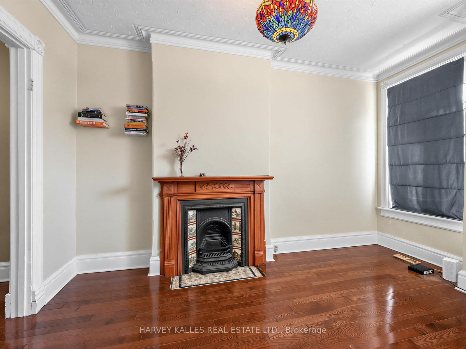 Photo 4 of 258 Harbord Street, Toronto, Palmerston-Little Italy — HOMEH