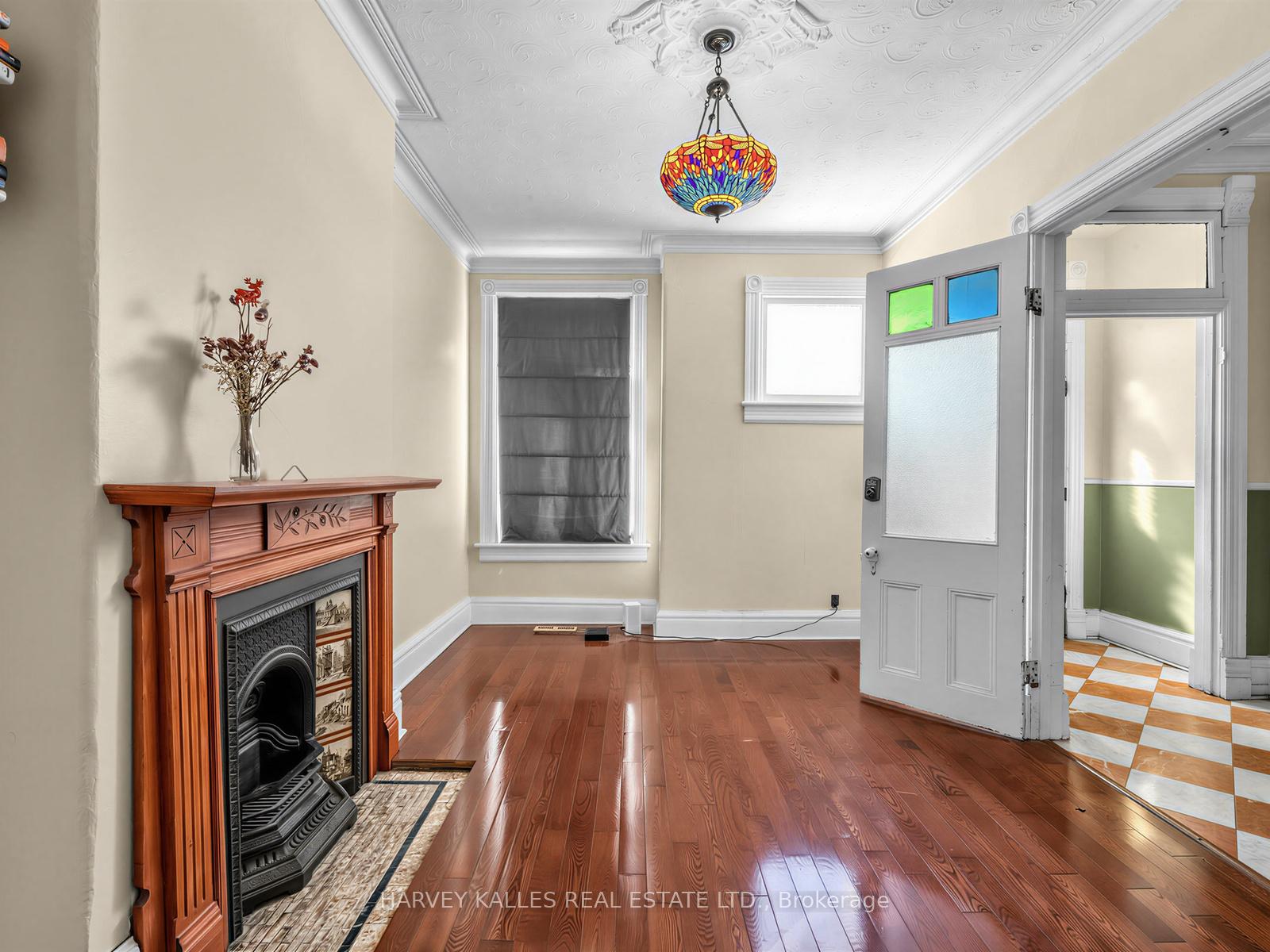 Photo 5 of 258 Harbord Street, Toronto, Palmerston-Little Italy — HOMEH
