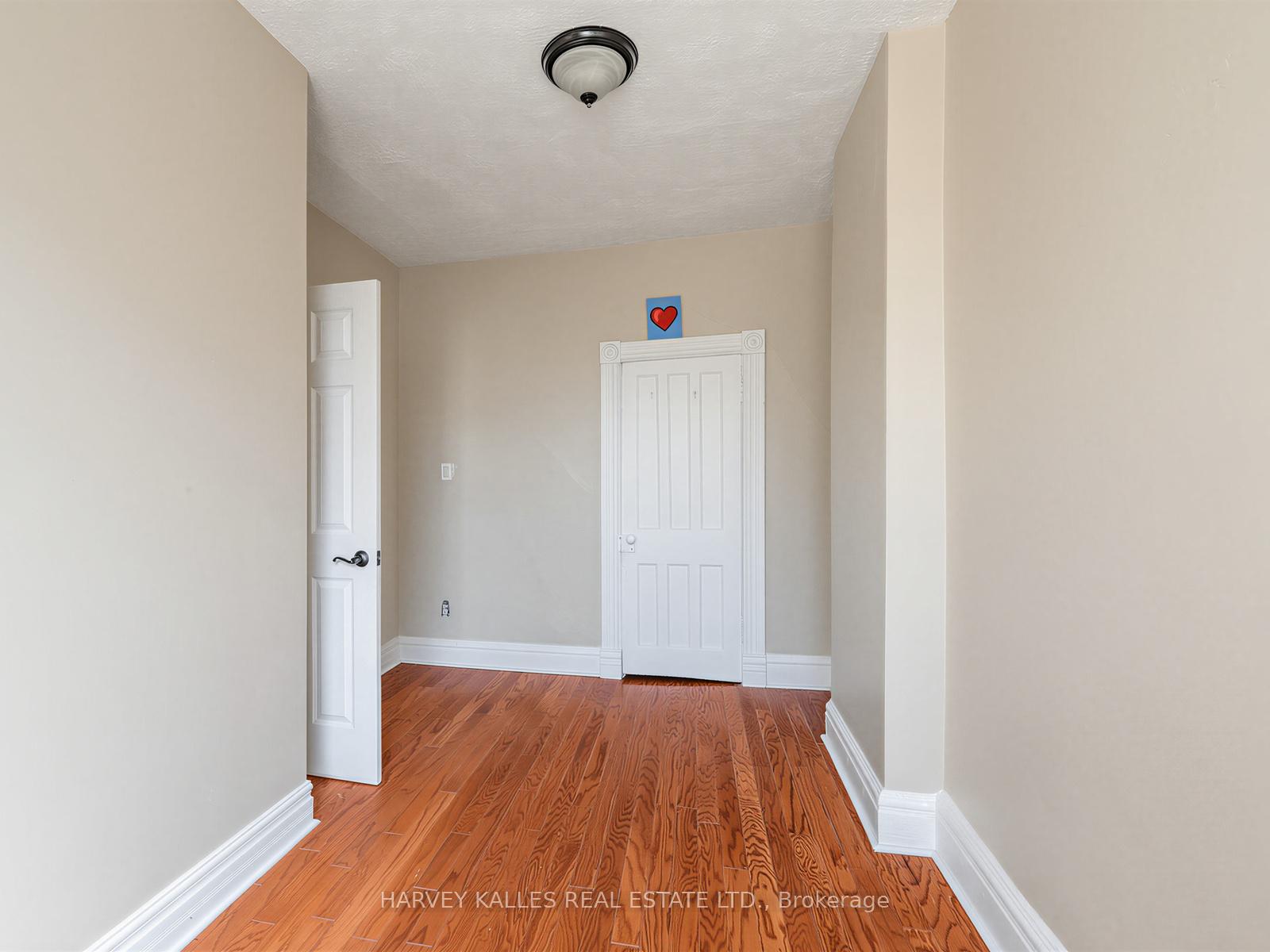 Photo 15 of 258 Harbord Street, Toronto, Palmerston-Little Italy — HOMEH