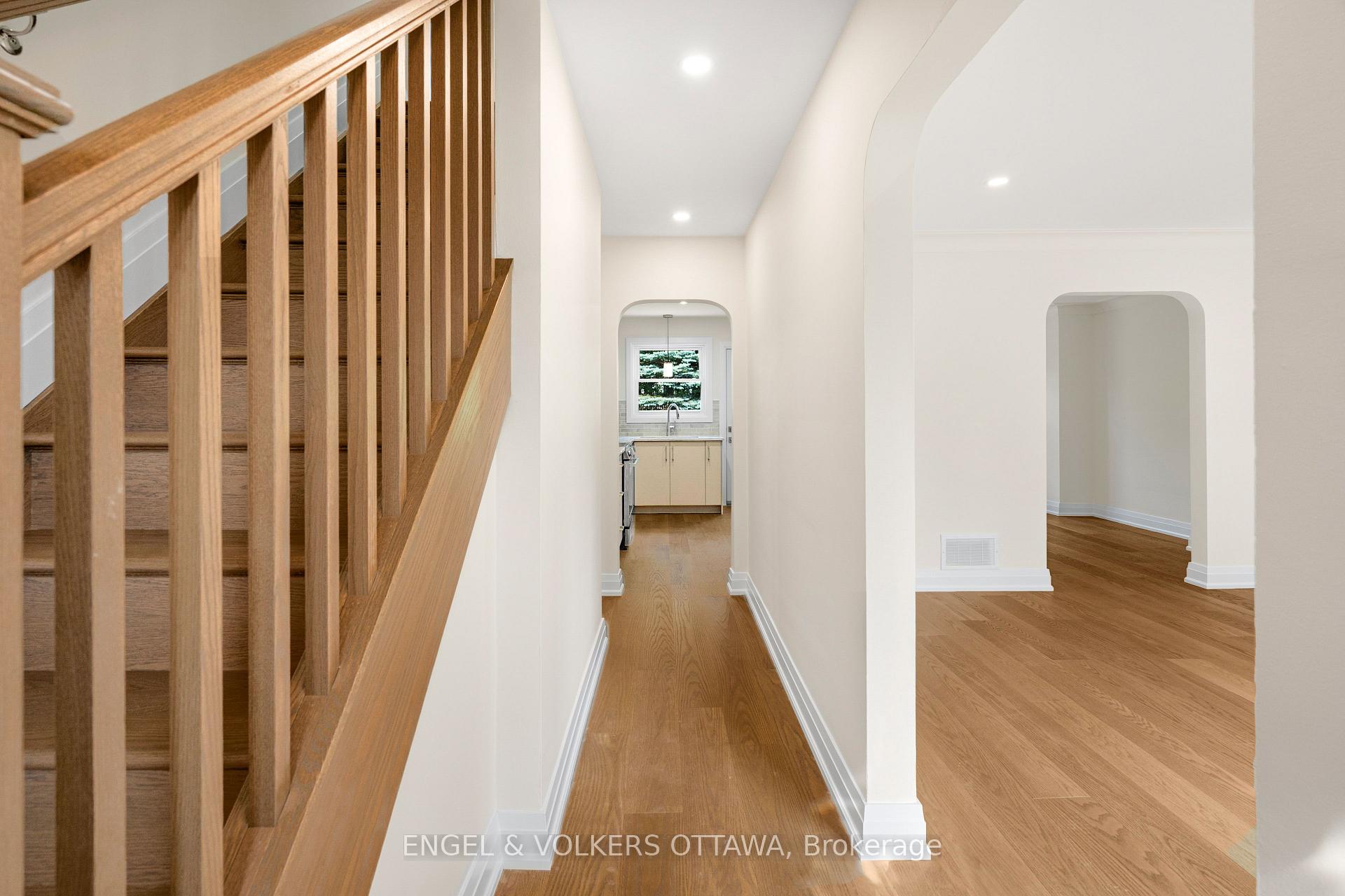 Photo 10 of 581 Windermere Avenue, Ottawa, McKellar/Highland — HOMEH