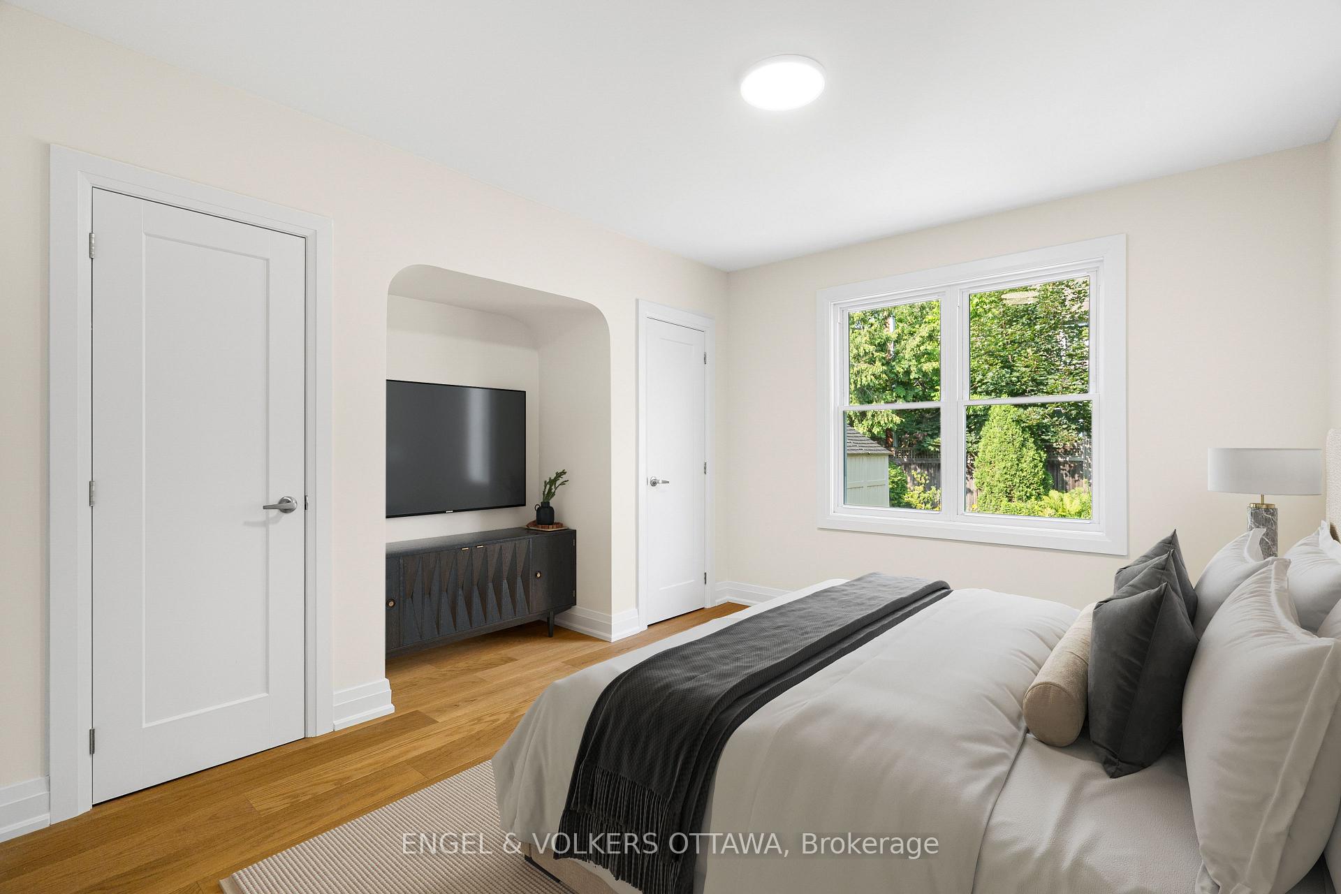 Photo 32 of 581 Windermere Avenue, Ottawa, McKellar/Highland — HOMEH