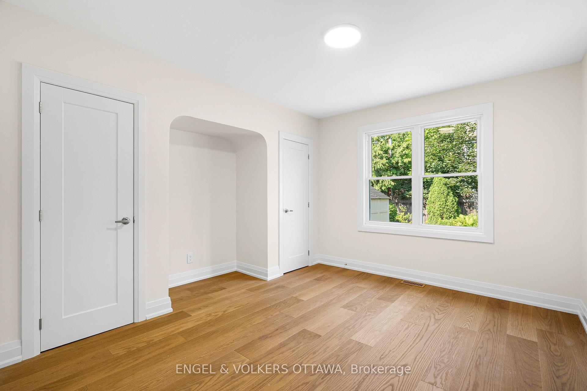 Photo 33 of 581 Windermere Avenue, Ottawa, McKellar/Highland — HOMEH