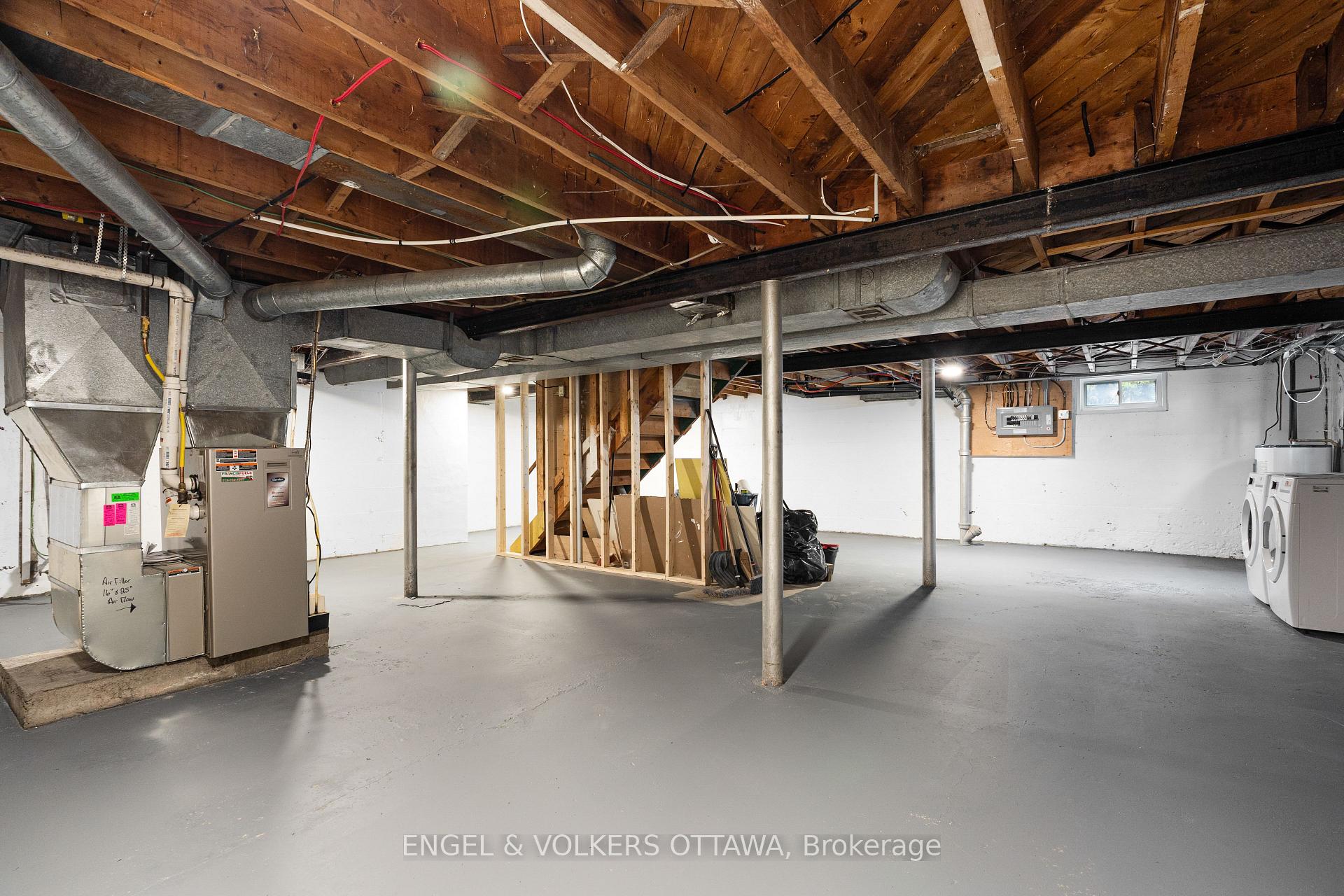 Photo 42 of 581 Windermere Avenue, Ottawa, McKellar/Highland — HOMEH