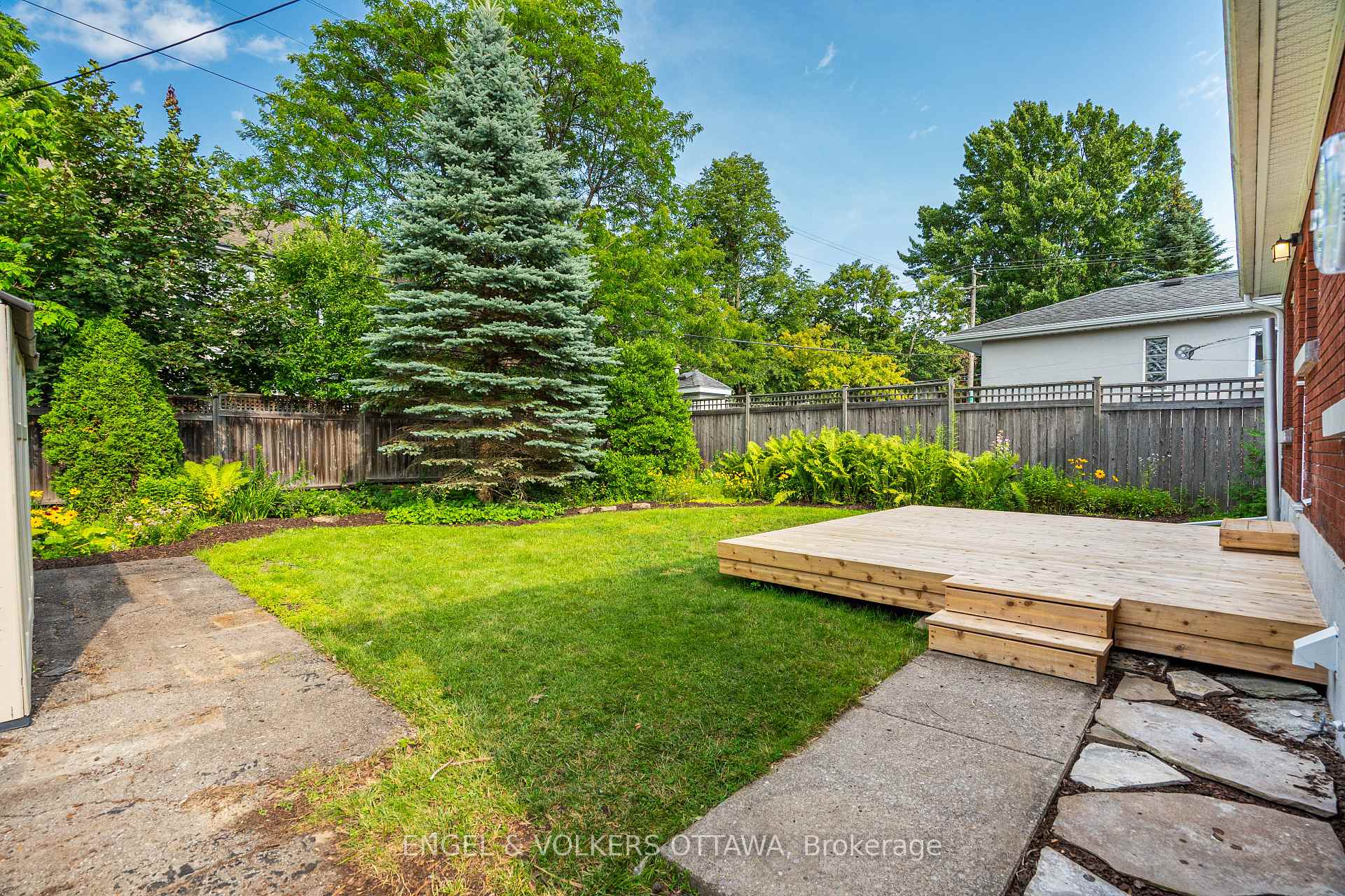 Photo 44 of 581 Windermere Avenue, Ottawa, McKellar/Highland — HOMEH