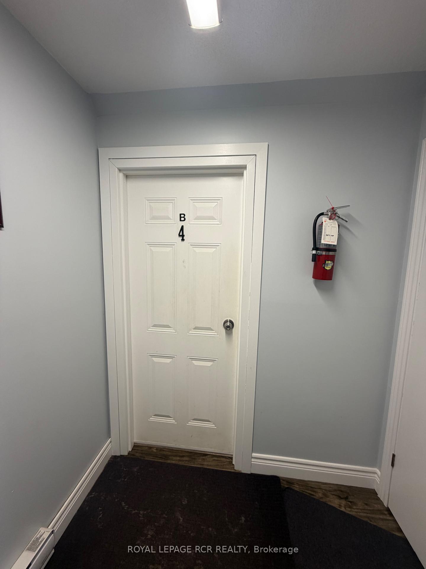Photo 2 of Unit B - Unit 4 (lower level), 50 Third Street, Orangeville — HOMEH