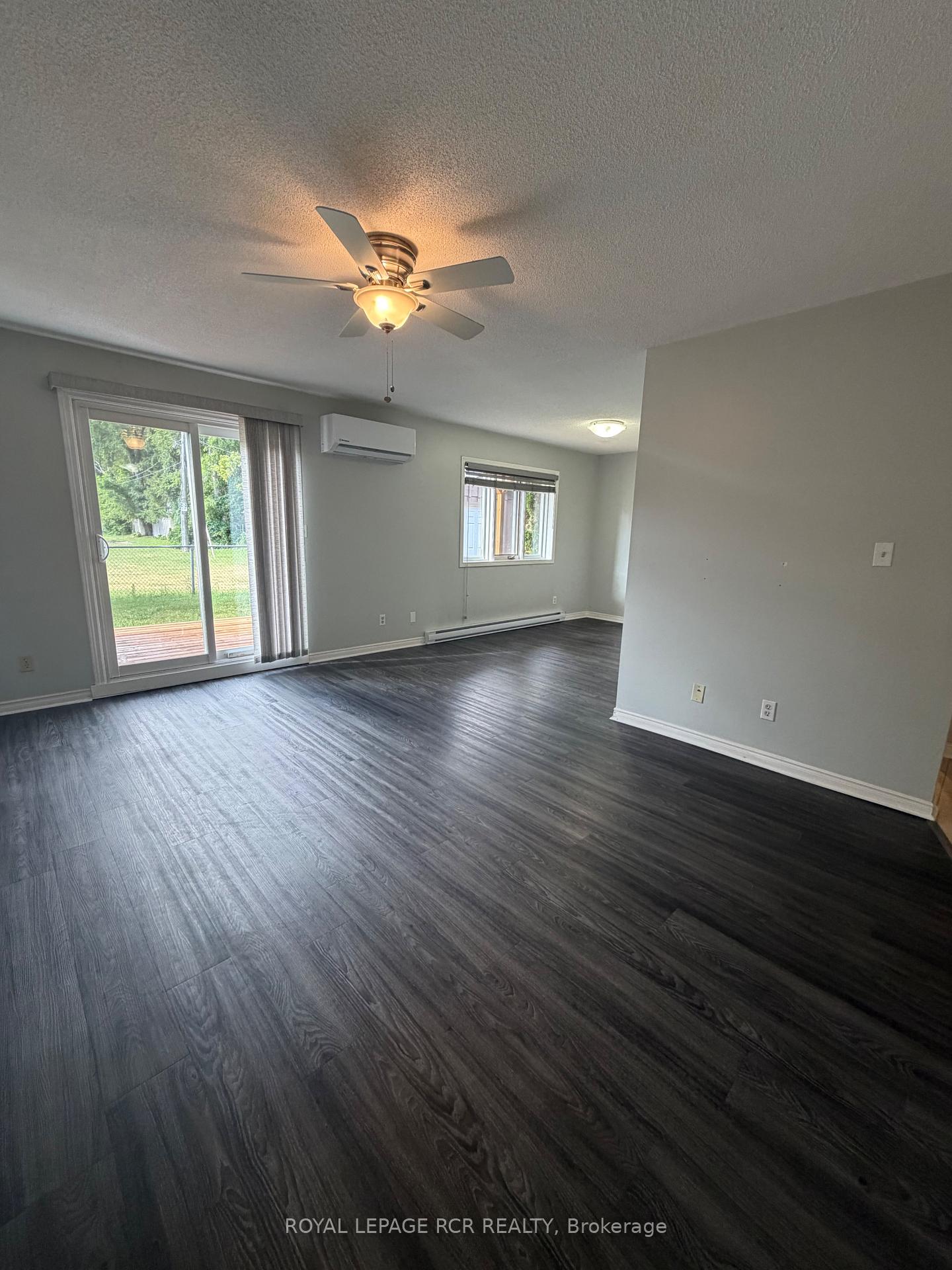 Photo 4 of Unit B - Unit 4 (lower level), 50 Third Street, Orangeville — HOMEH