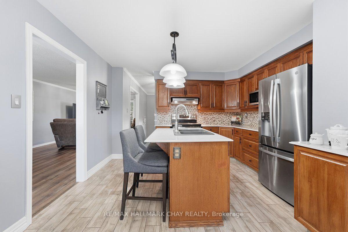 Photo 11 of 6 John James Drive, Essa, Angus — HOMEH