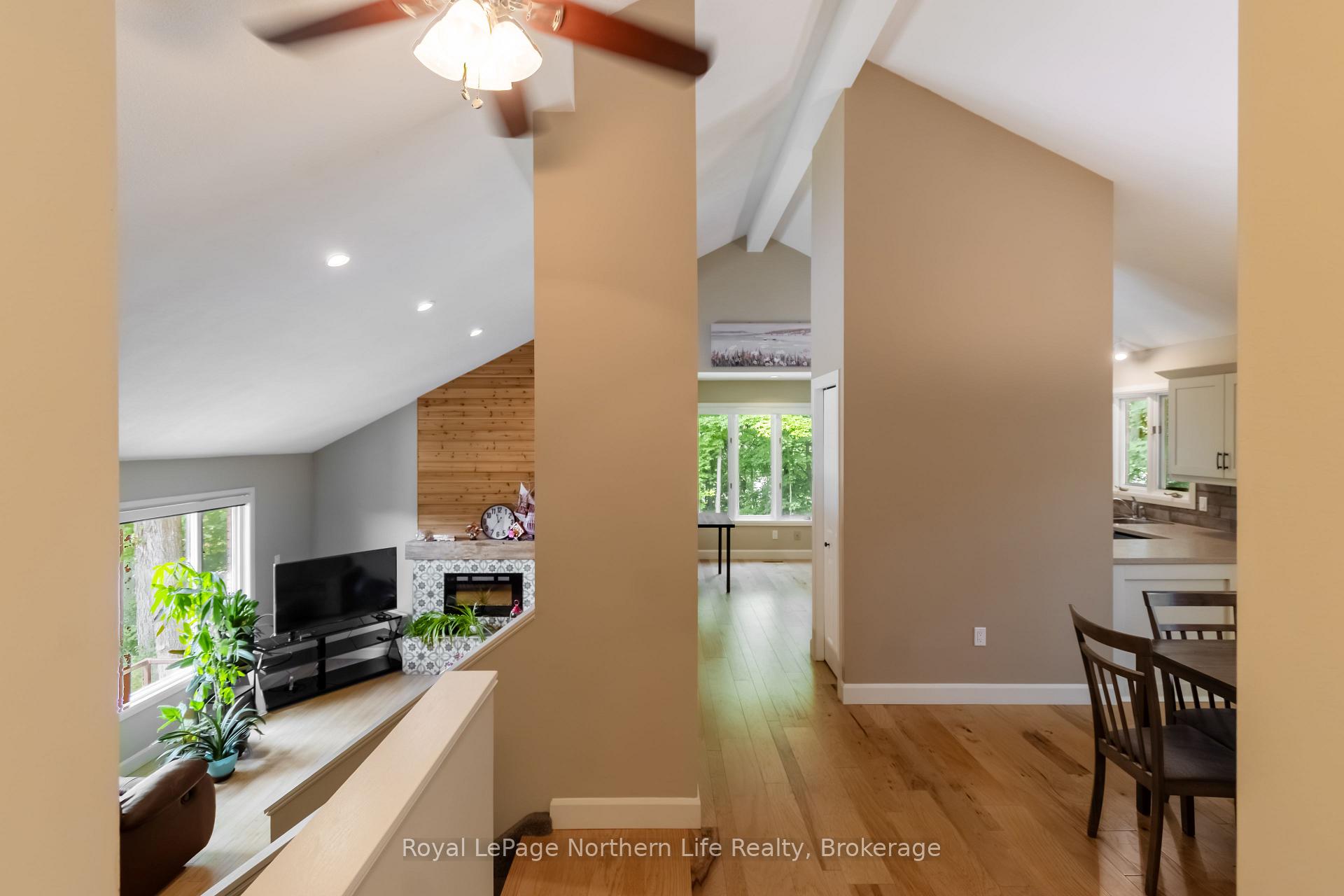 Photo 9 of 40 Ellendale Drive, North Bay, Widdifield — HOMEH