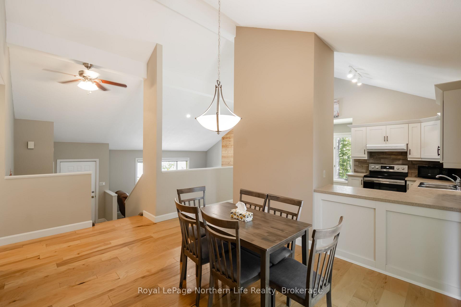 Photo 14 of 40 Ellendale Drive, North Bay, Widdifield — HOMEH