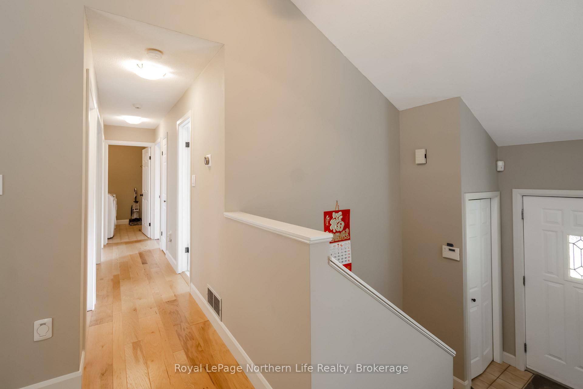 Photo 16 of 40 Ellendale Drive, North Bay, Widdifield — HOMEH