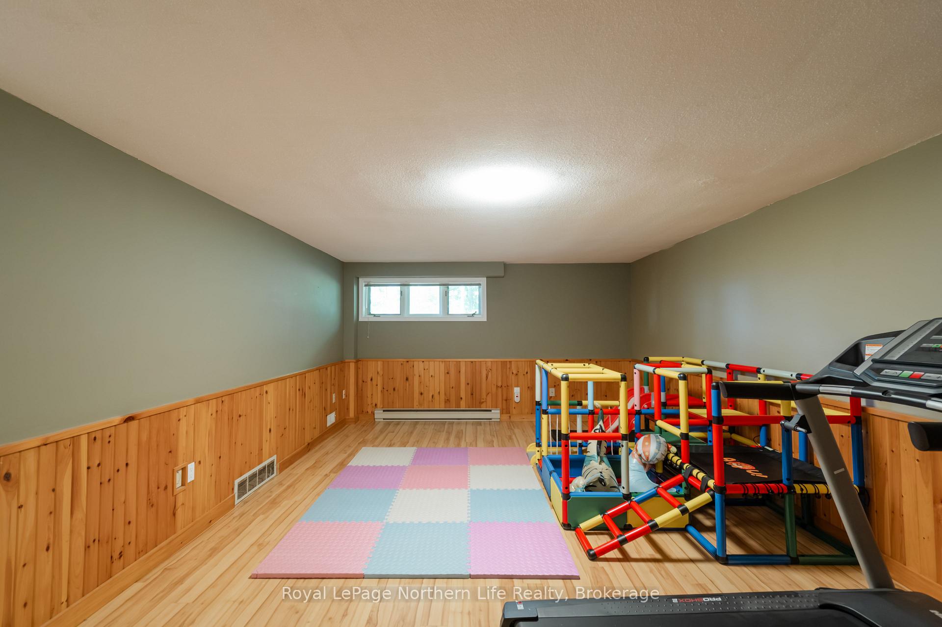Photo 25 of 40 Ellendale Drive, North Bay, Widdifield — HOMEH