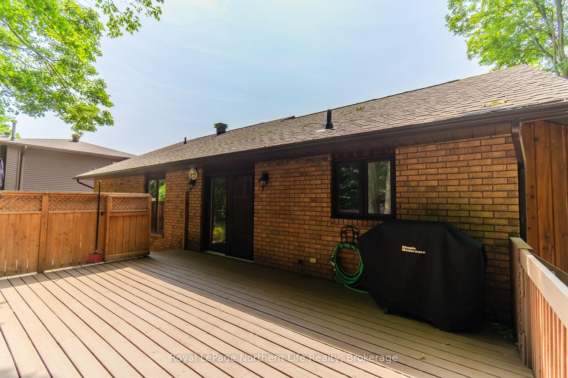 Photo 31 of 40 Ellendale Drive, North Bay, Widdifield — HOMEH