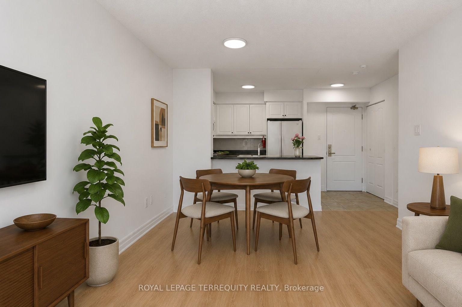 Photo 8 of Unit 315, 18 Wanless Avenue, Toronto, Lawrence Park North — HOMEH