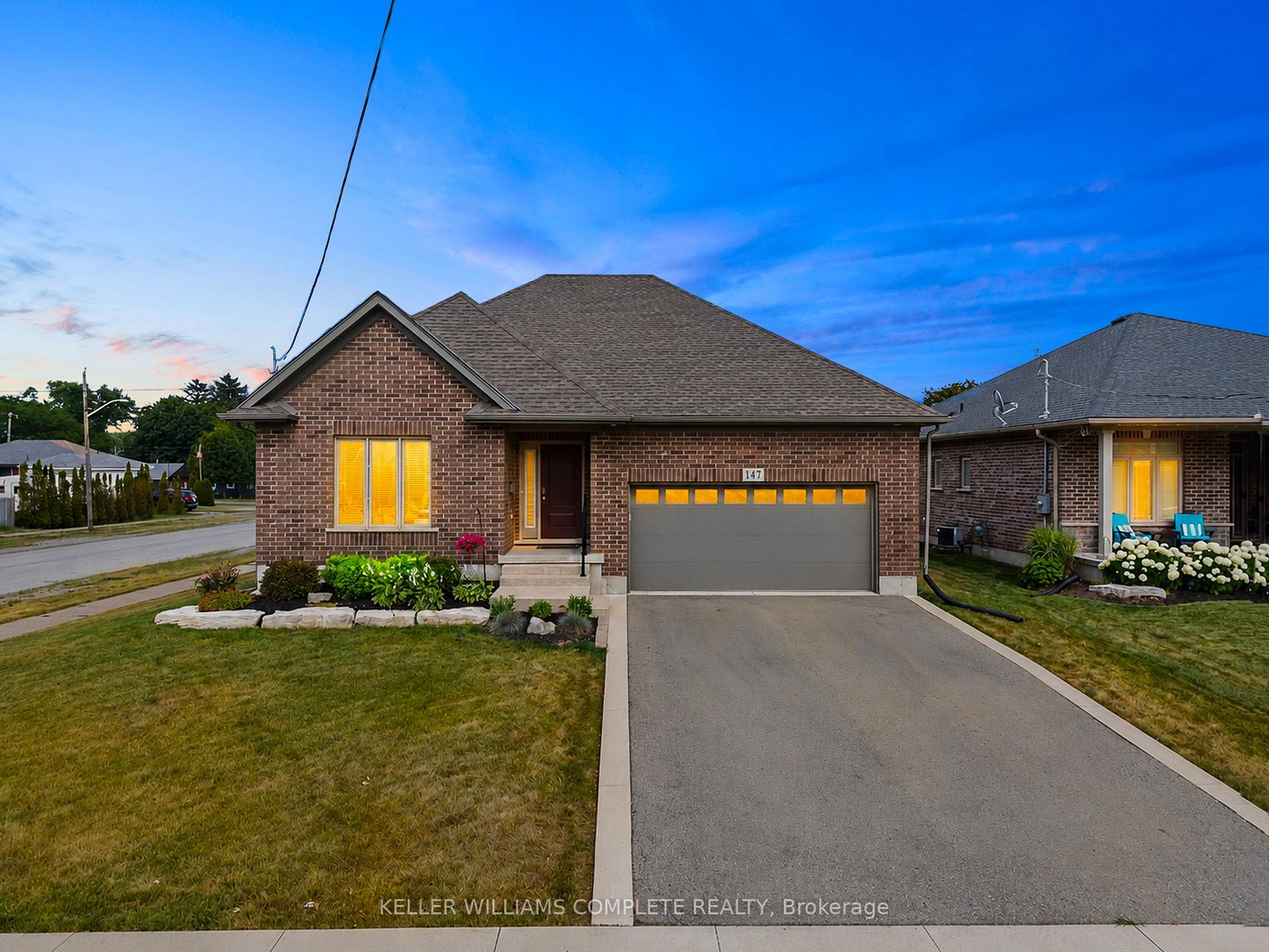 Photo 3 of 147 Scholfield Avenue, Port Colborne, Sugarloaf — HOMEH