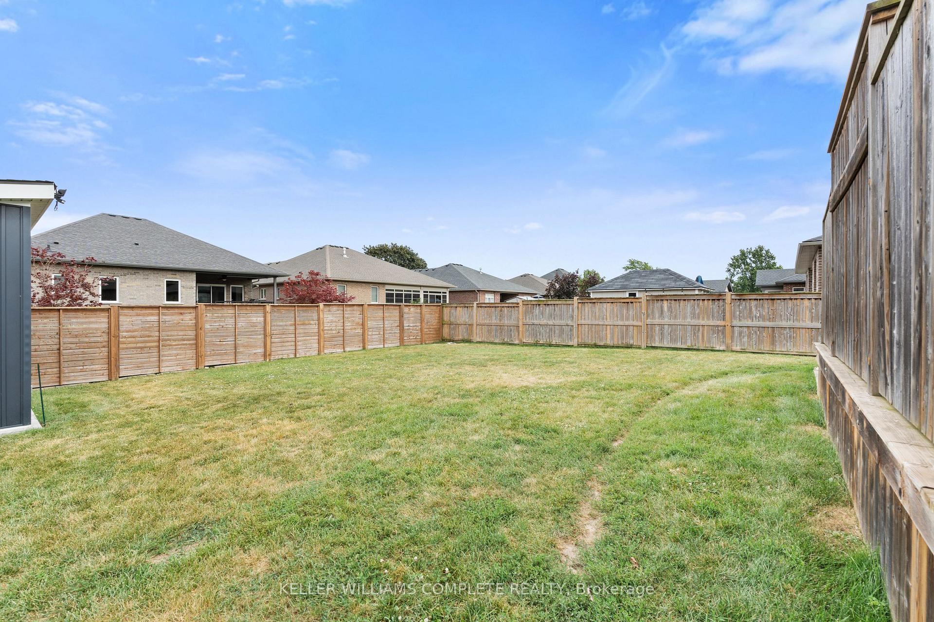 Photo 41 of 147 Scholfield Avenue, Port Colborne, Sugarloaf — HOMEH