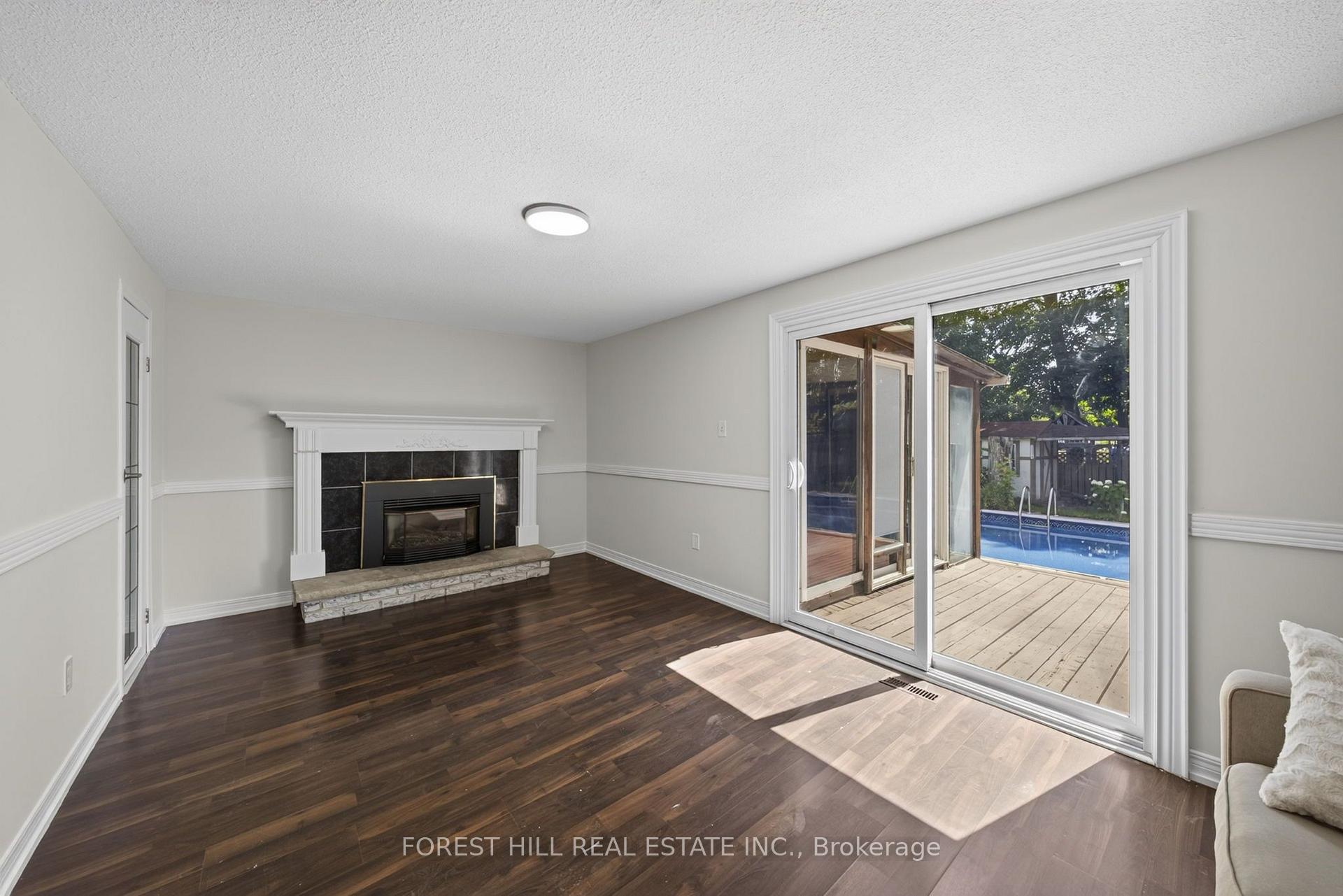 Photo 18 of 63 Springdale Drive, Barrie, Cundles East — HOMEH