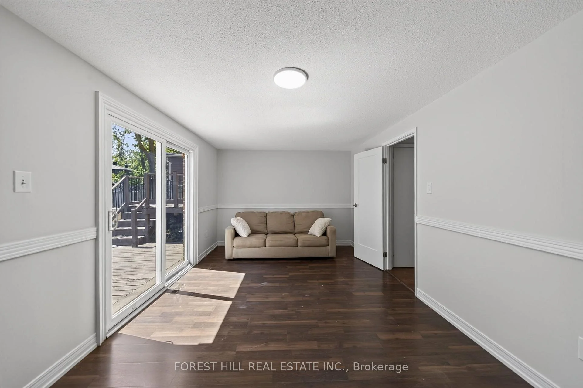 Photo 11 of 63 Springdale Drive, Barrie, Cundles East — HOMEH