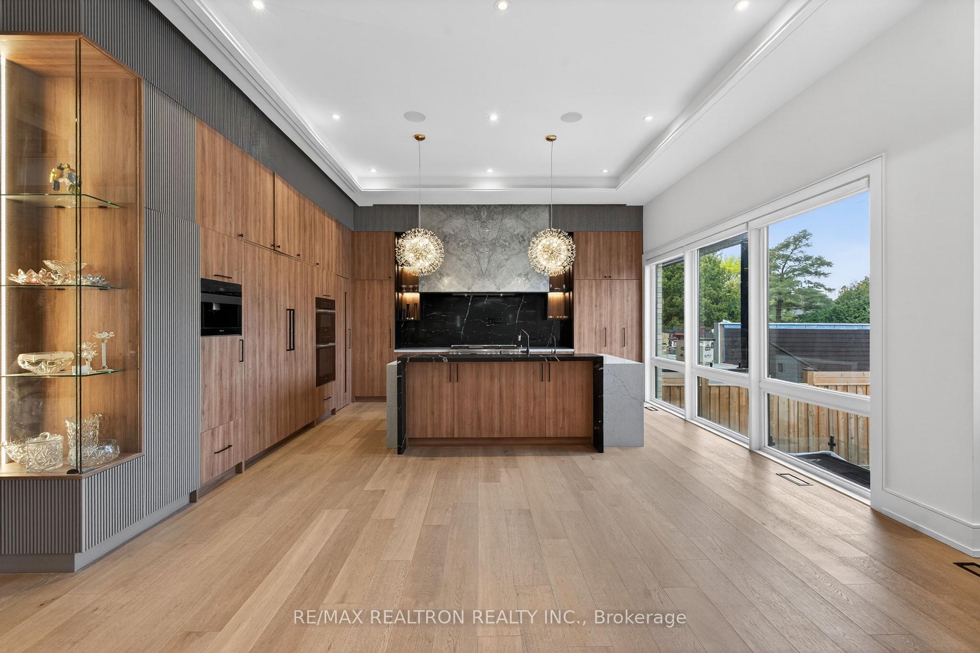 Photo 27 of 116 Oak Avenue, Richmond Hill, South Richvale — HOMEH
