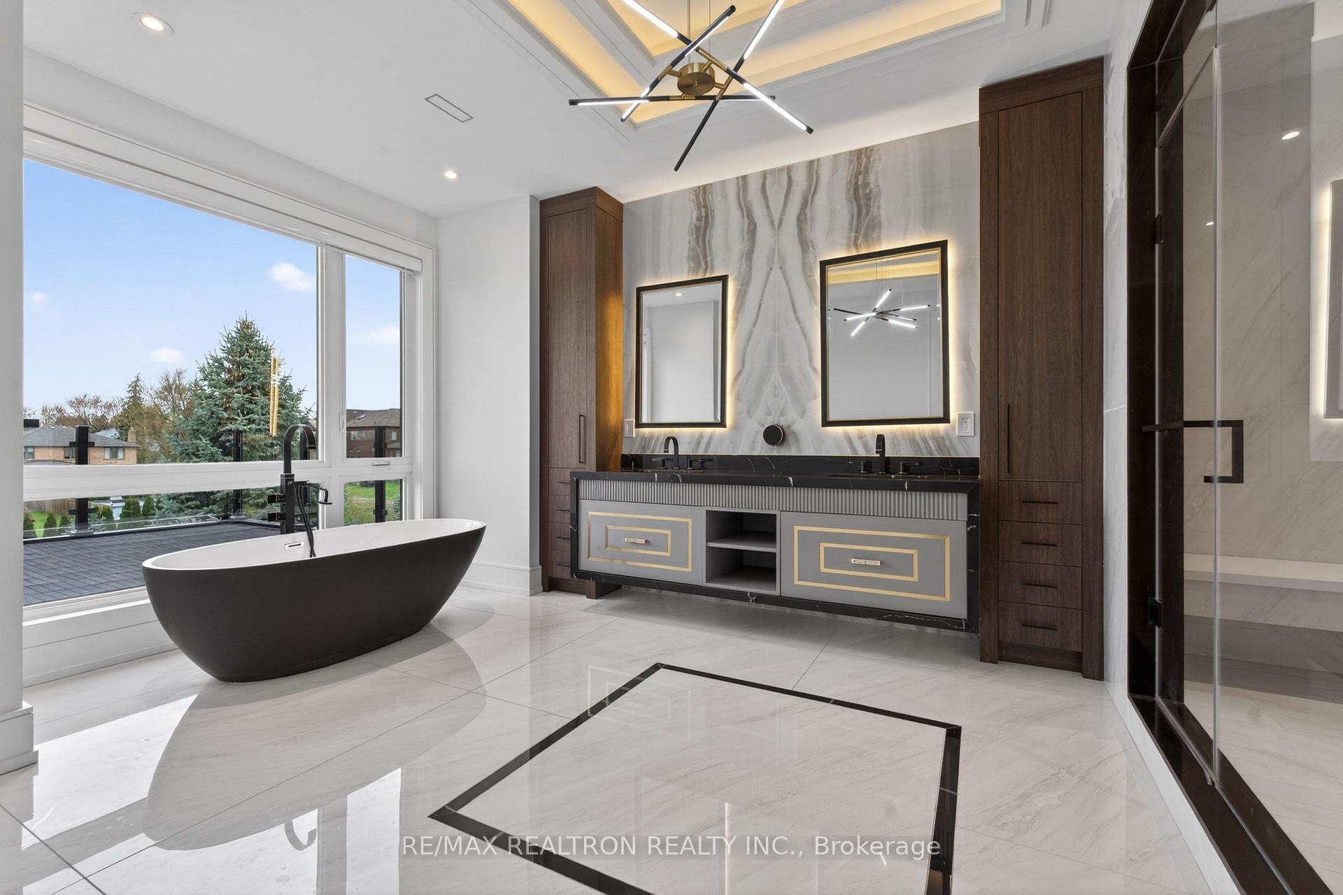 Photo 44 of 116 Oak Avenue, Richmond Hill, South Richvale — HOMEH