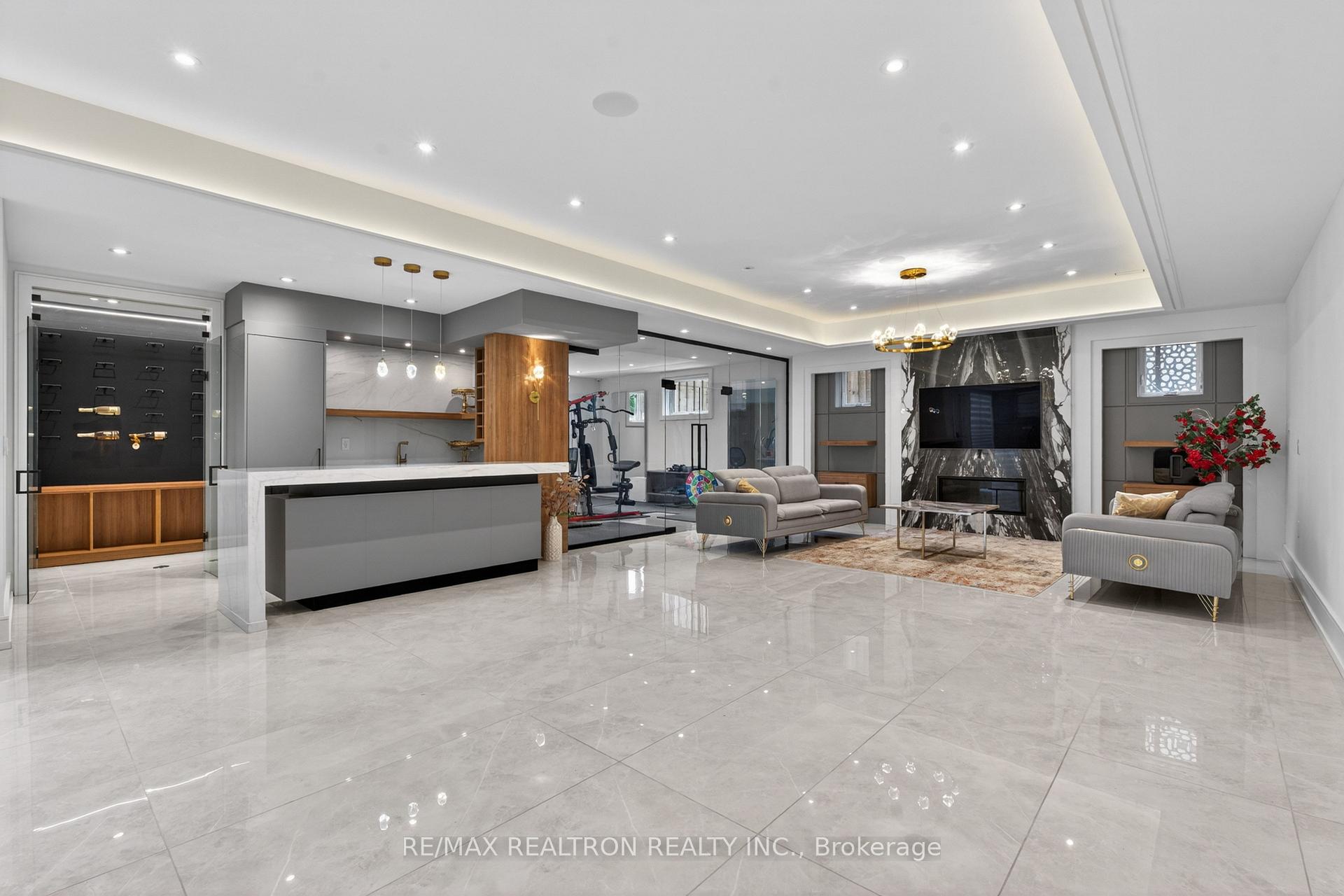 Photo 47 of 116 Oak Avenue, Richmond Hill, South Richvale — HOMEH