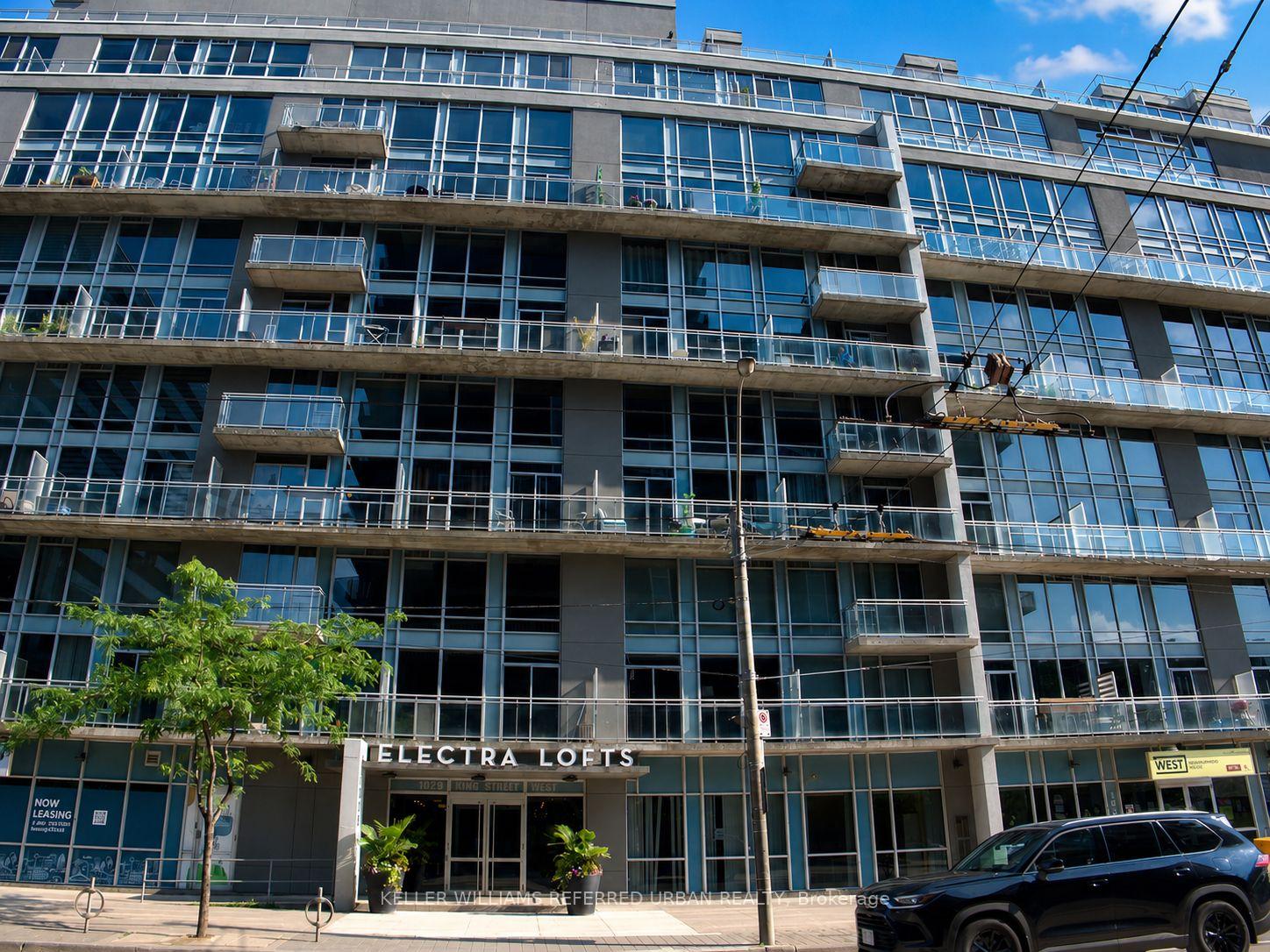Front of Unit 805, 1029 King Street W
