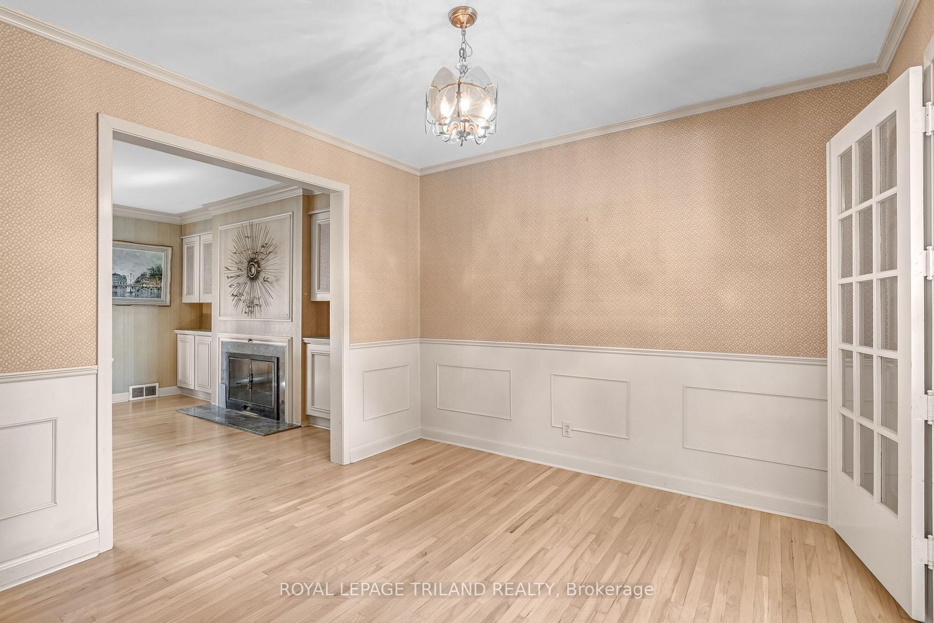 Photo 10 of 463 Riverside Drive, London, North P — HOMEH