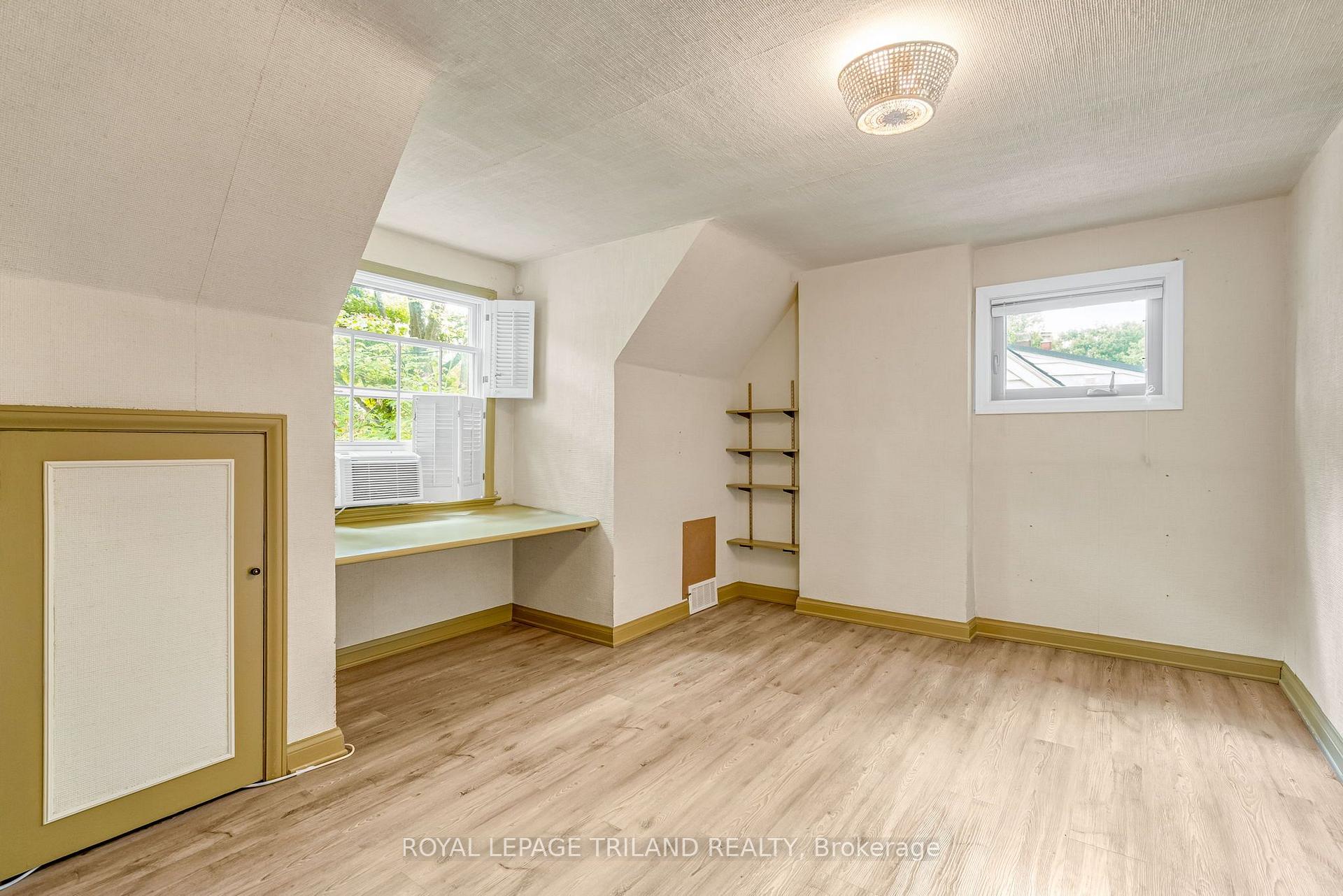 Photo 25 of 463 Riverside Drive, London, North P — HOMEH