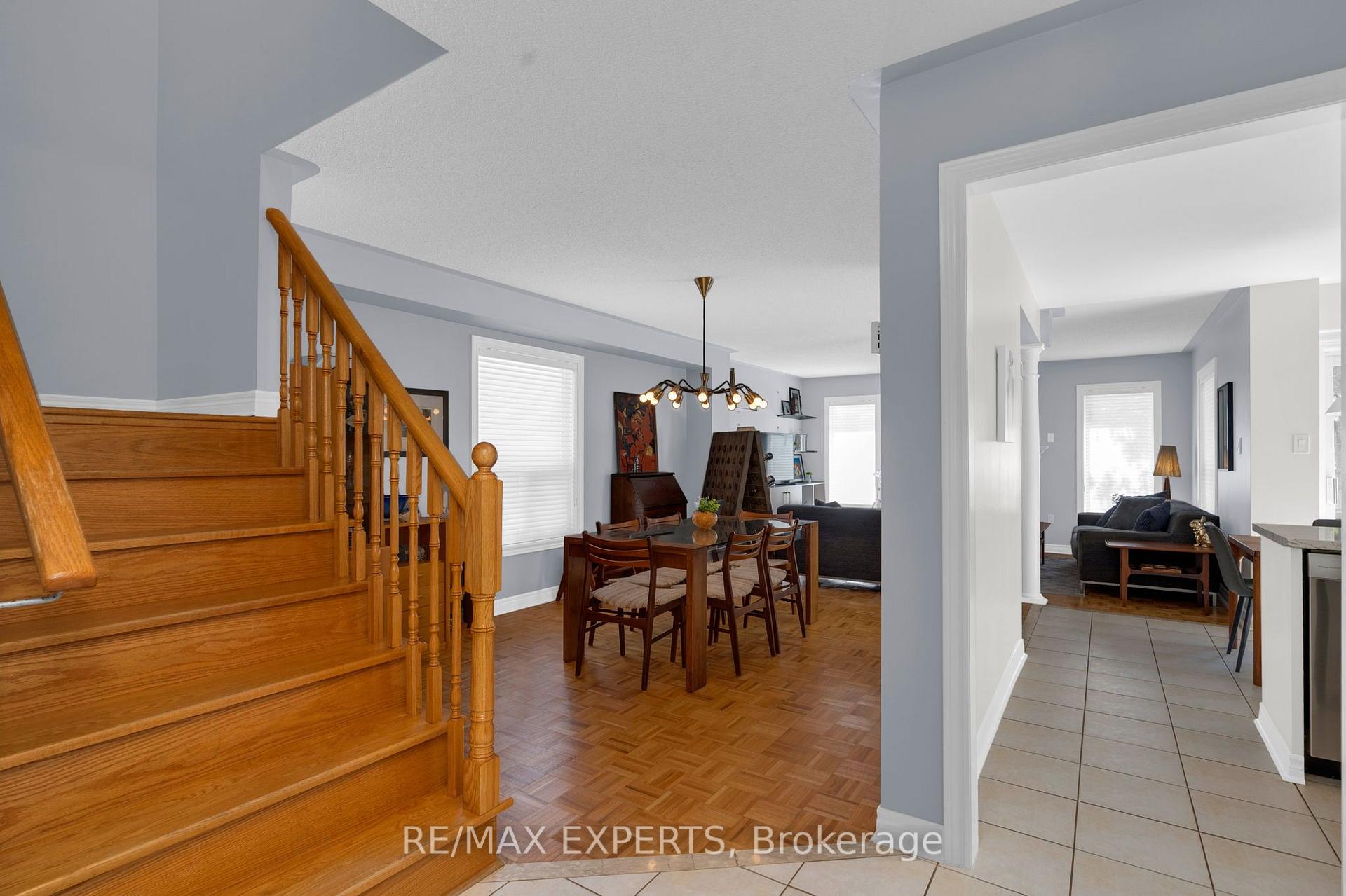 Photo 5 of 47 Castelli Court, Caledon, Bolton North — HOMEH