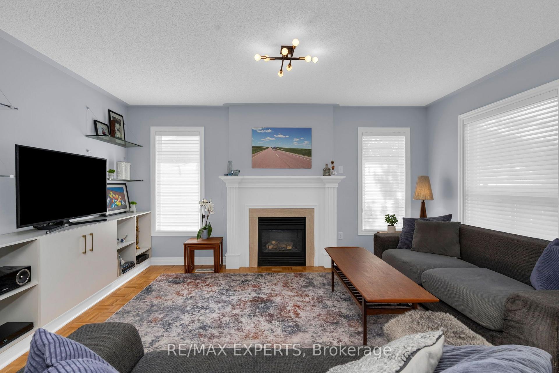 Photo 9 of 47 Castelli Court, Caledon, Bolton North — HOMEH