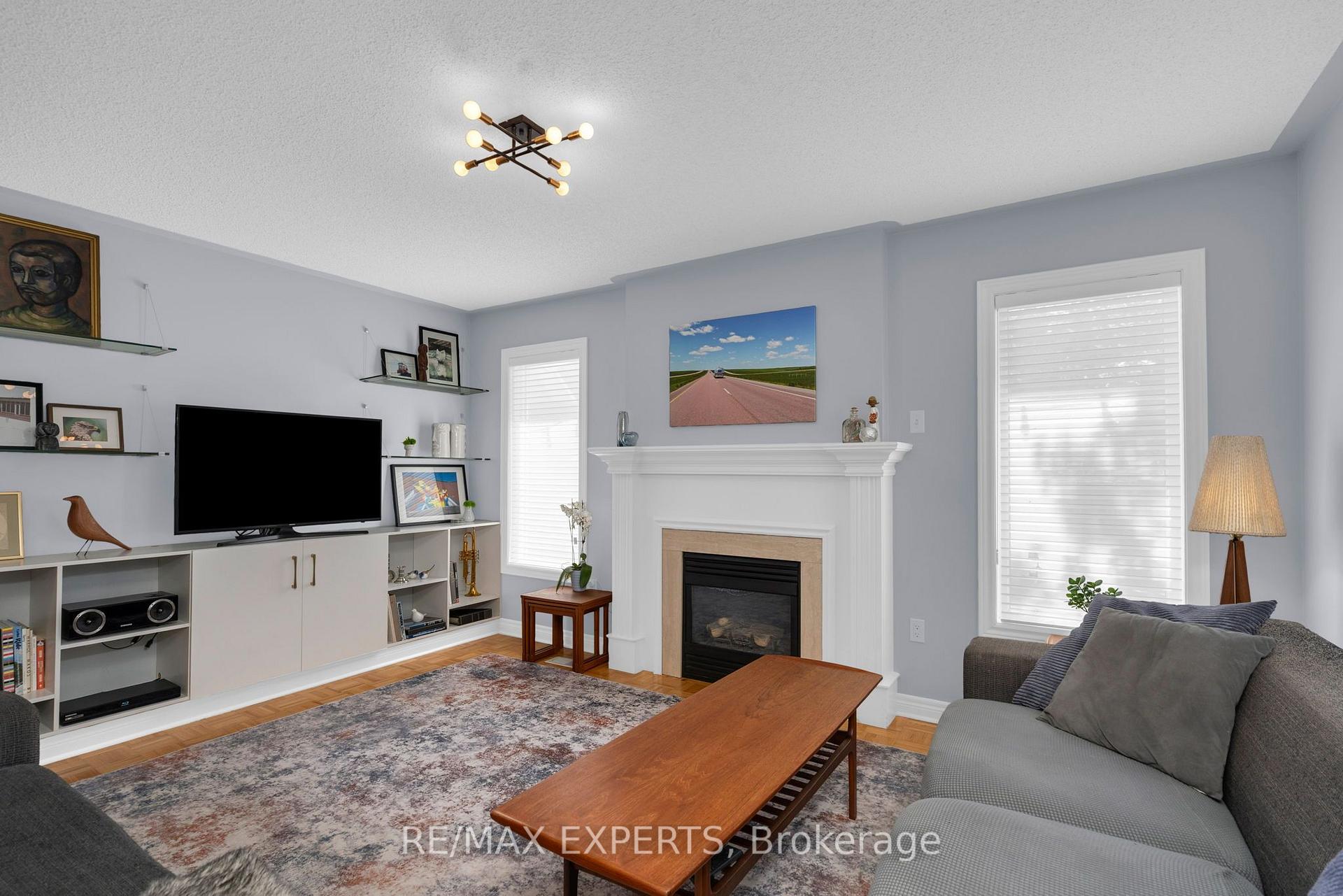 Photo 10 of 47 Castelli Court, Caledon, Bolton North — HOMEH