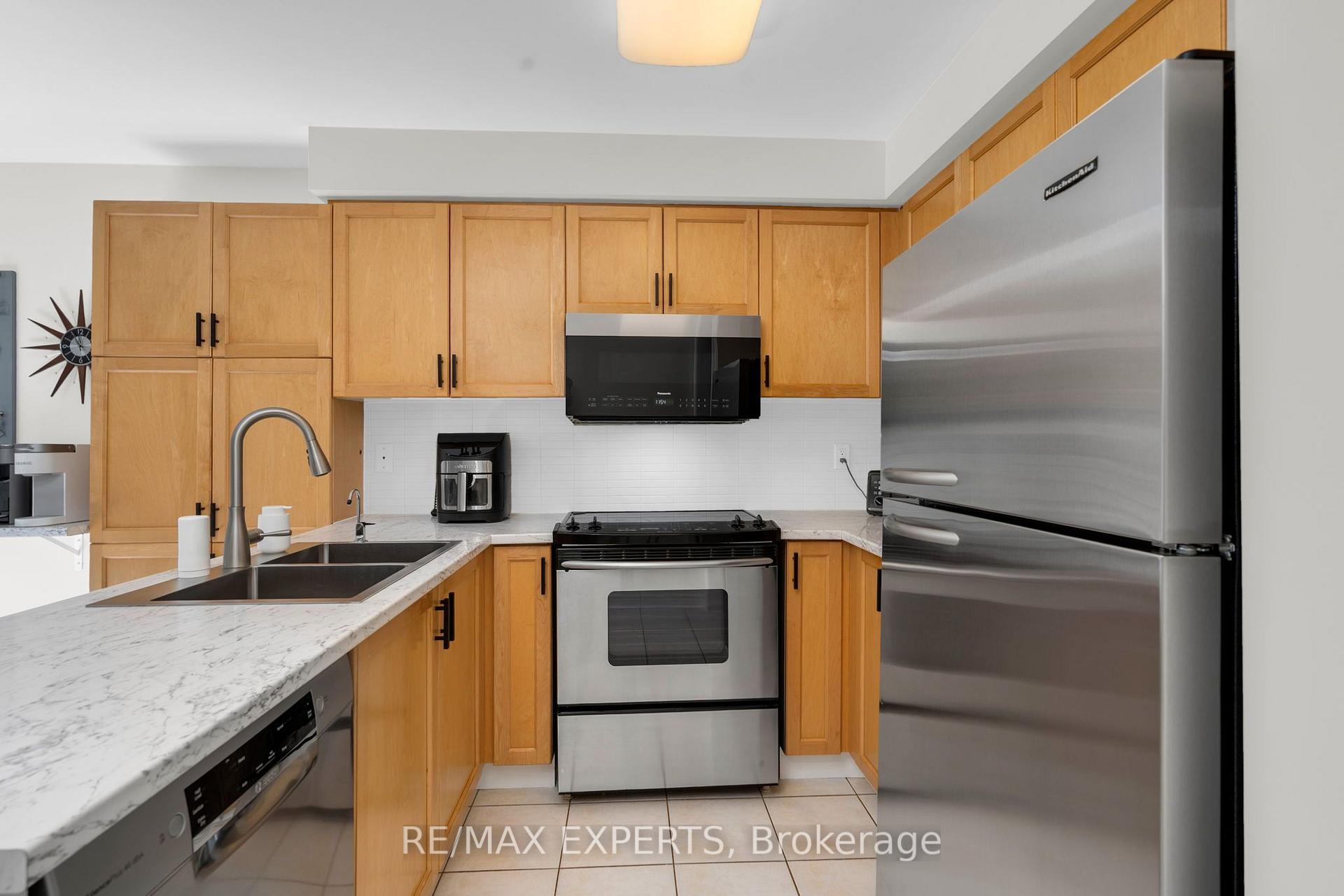 Photo 21 of 47 Castelli Court, Caledon, Bolton North — HOMEH