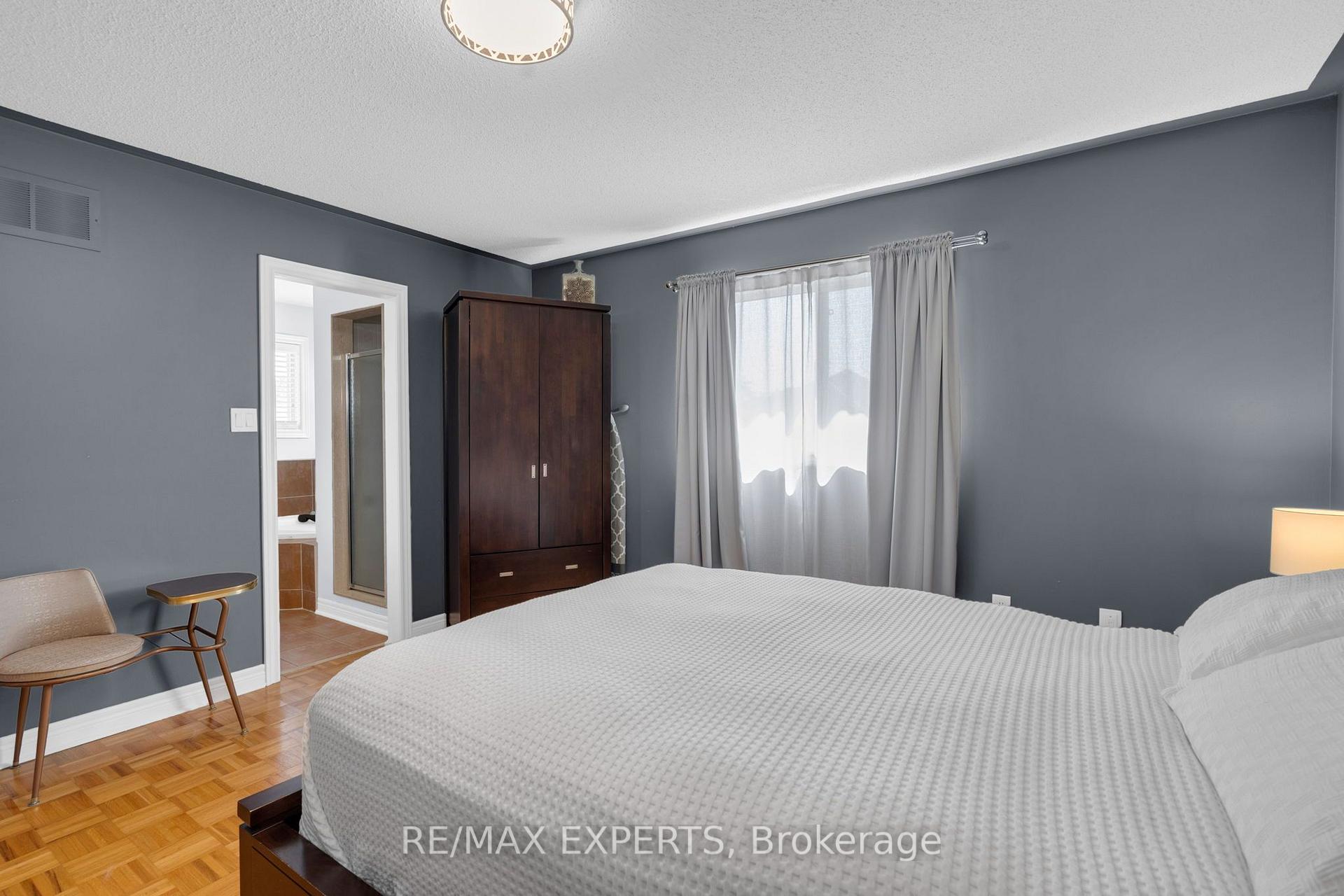 Photo 28 of 47 Castelli Court, Caledon, Bolton North — HOMEH