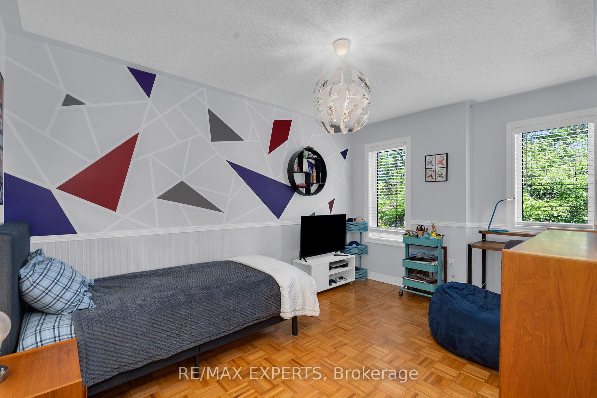Photo 35 of 47 Castelli Court, Caledon, Bolton North — HOMEH