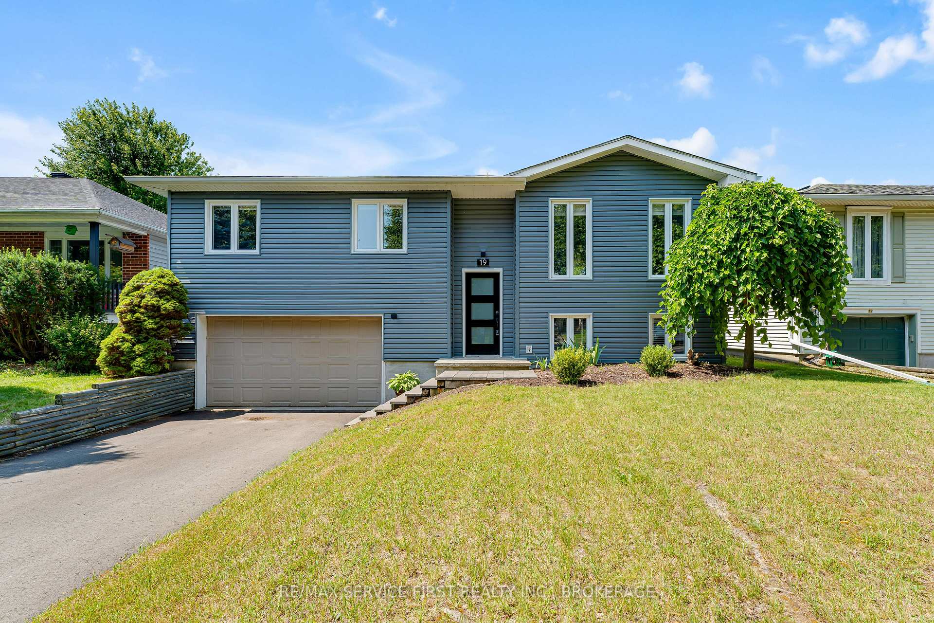 Photo of 19 Heritage Drive