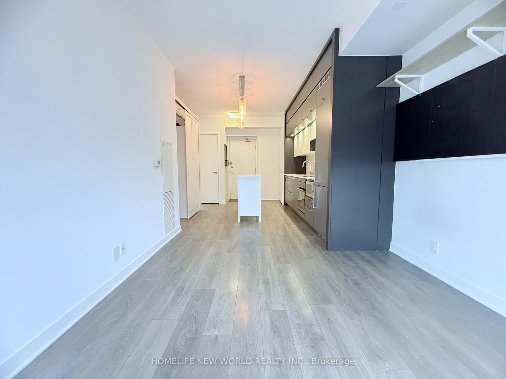 Photo 2 of Unit 511, 15 Grenville Street, Toronto, Bay Street Corridor — HOMEH