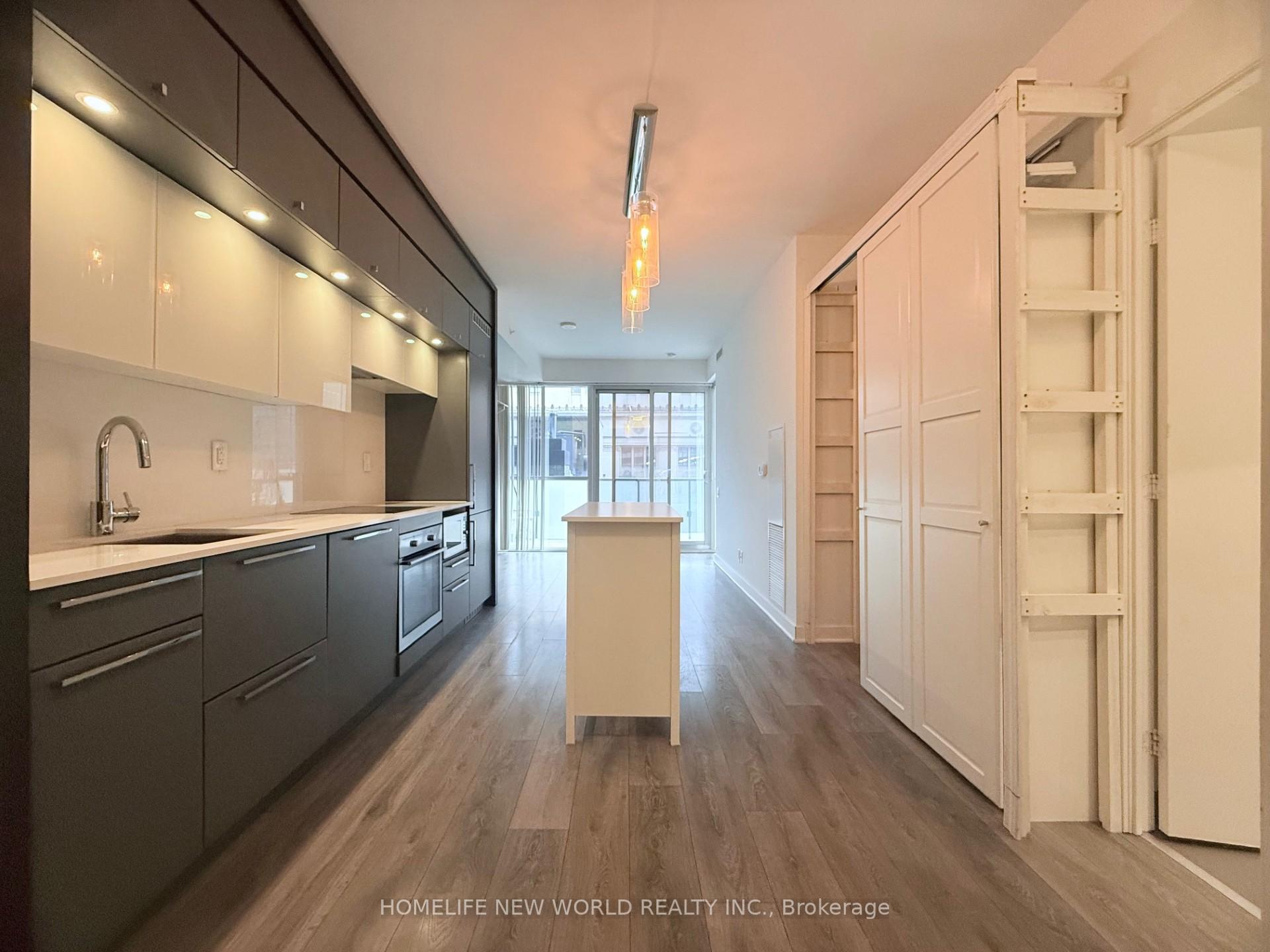 Photo 3 of Unit 511, 15 Grenville Street, Toronto, Bay Street Corridor — HOMEH