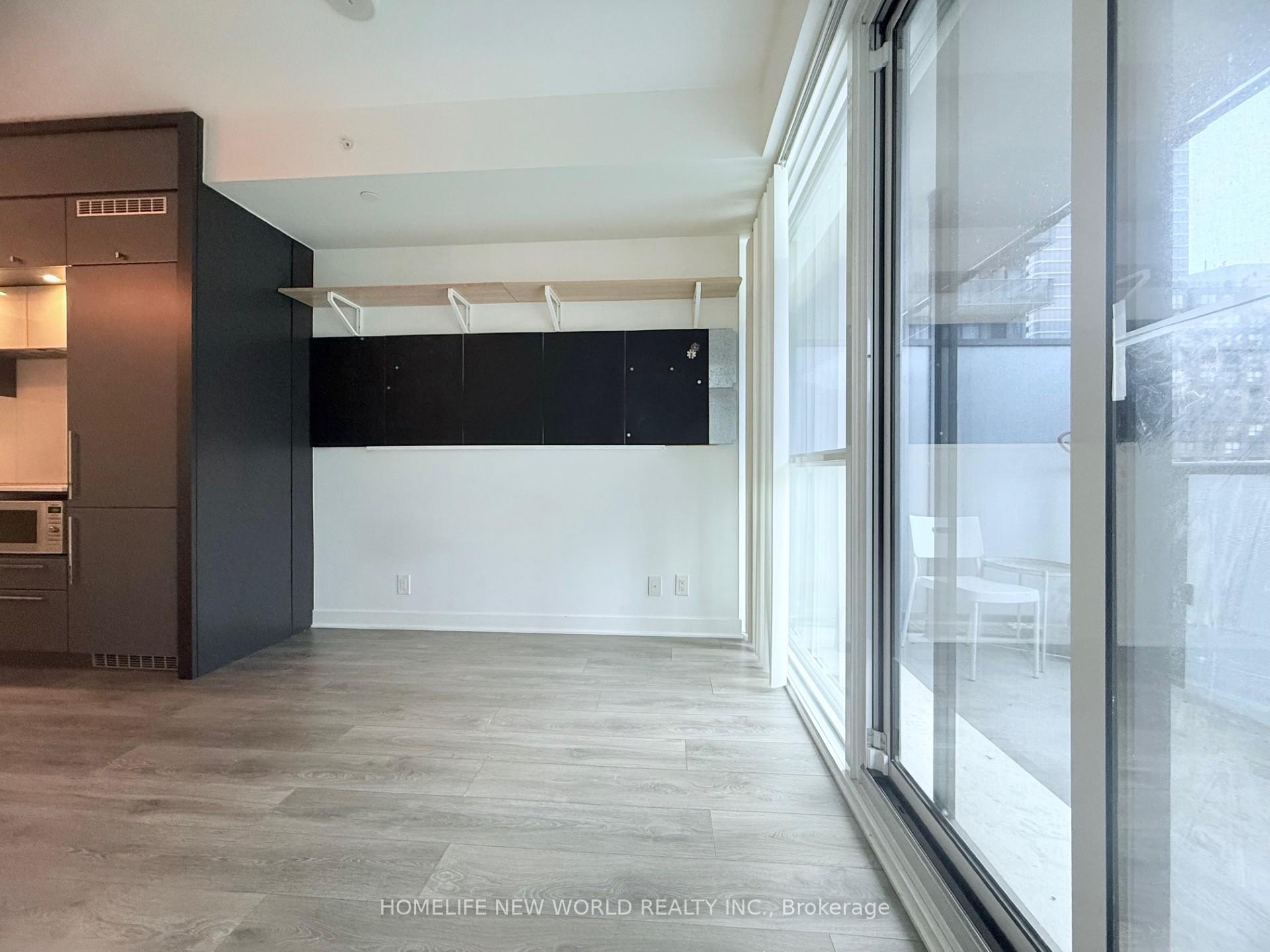 Photo 6 of Unit 511, 15 Grenville Street, Toronto, Bay Street Corridor — HOMEH