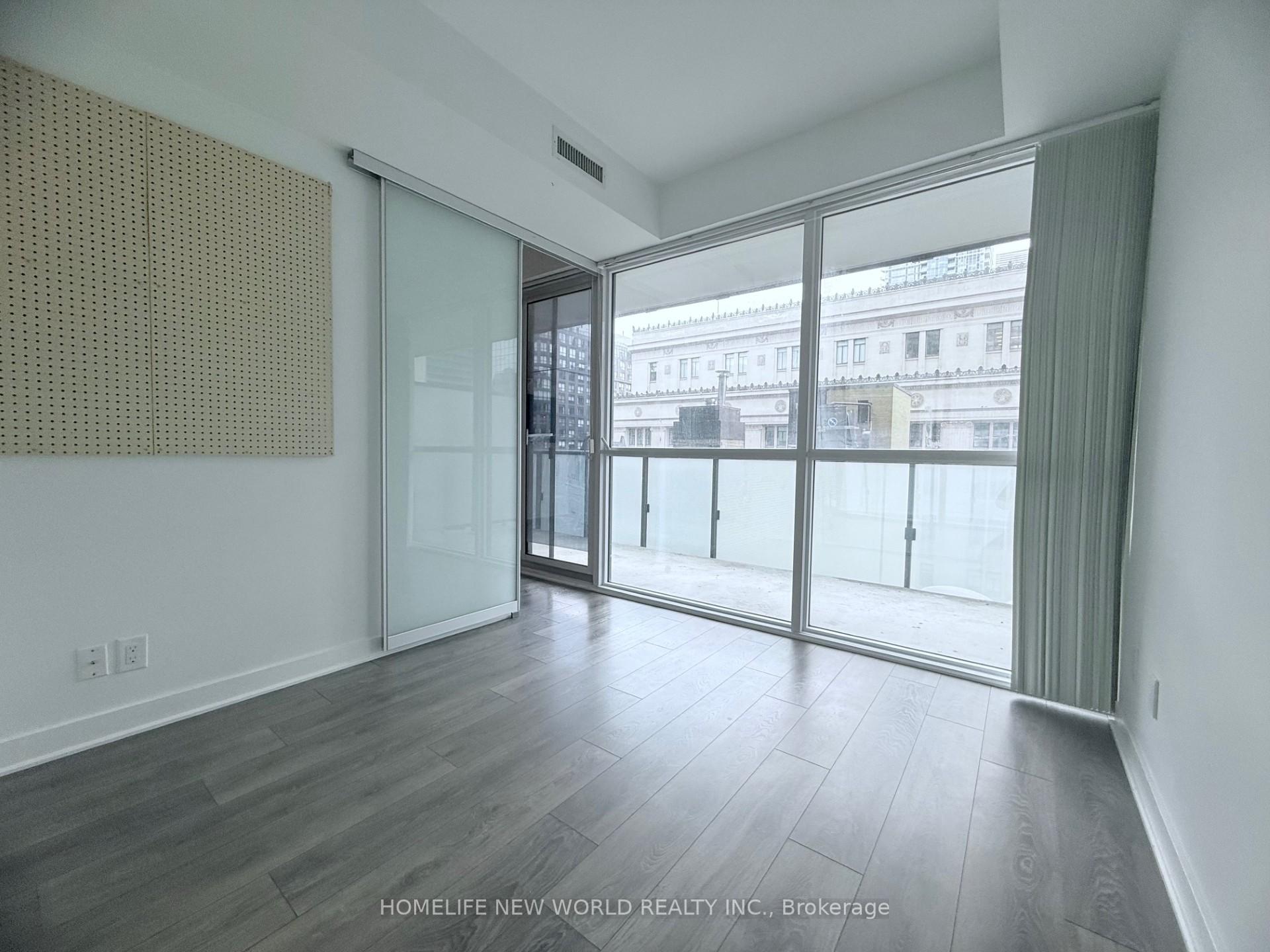 Photo 8 of Unit 511, 15 Grenville Street, Toronto, Bay Street Corridor — HOMEH