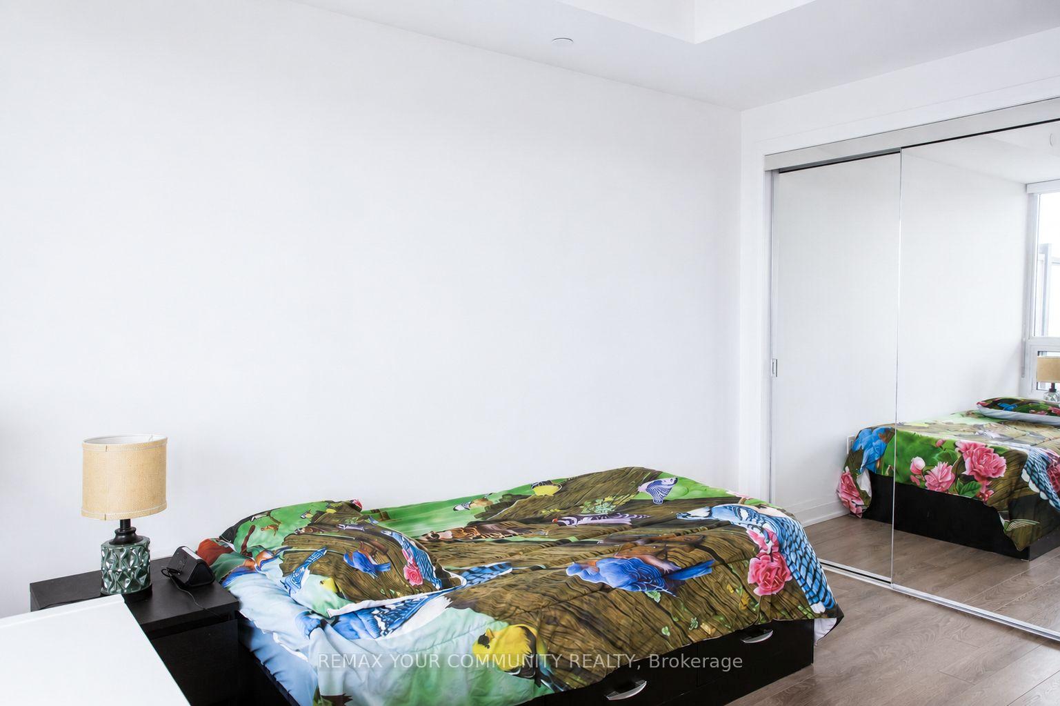 Photo 6 of Unit 802, 4800 Highway 7, Vaughan, East Woodbridge — HOMEH