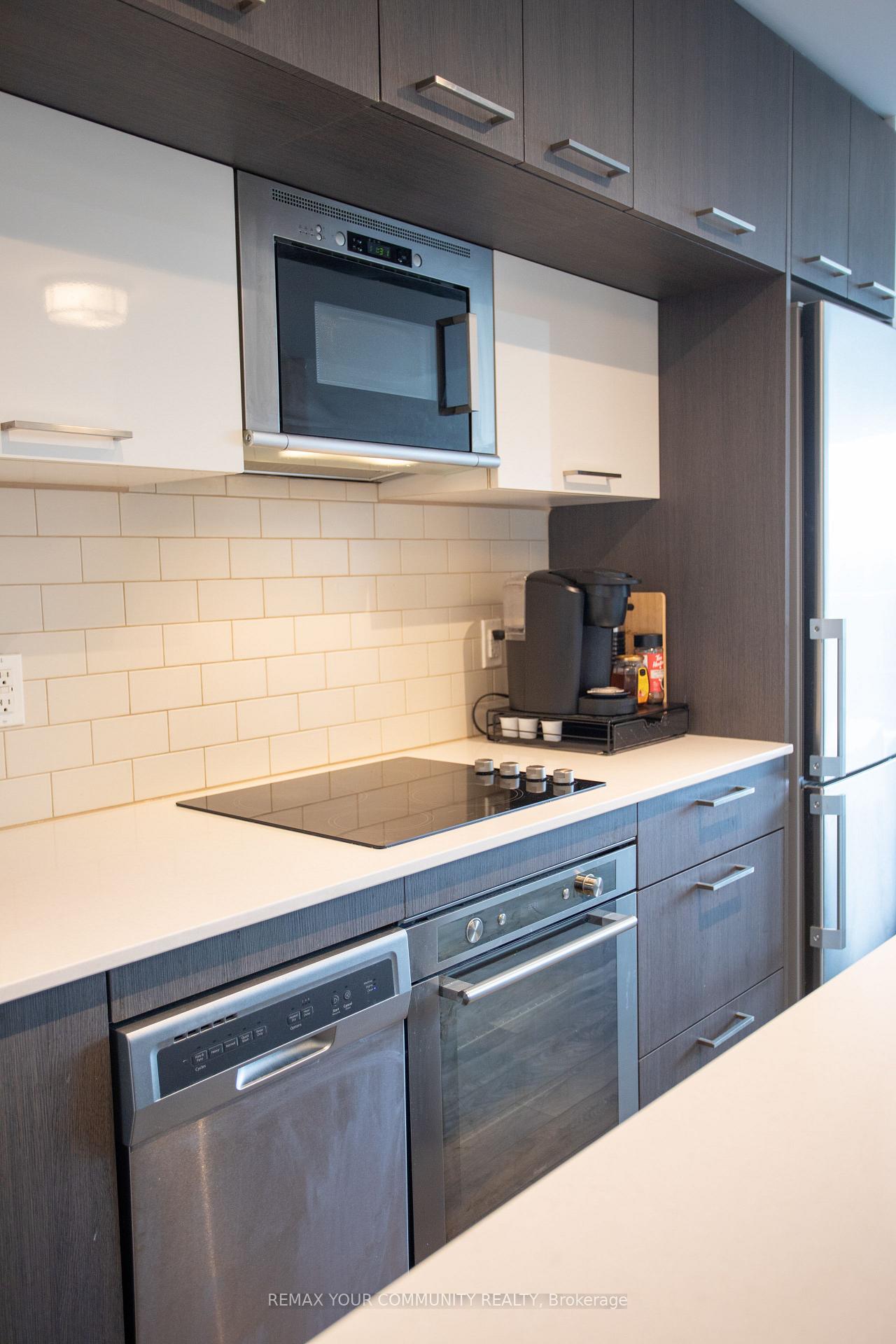 Photo 15 of Unit 802, 4800 Highway 7, Vaughan, East Woodbridge — HOMEH