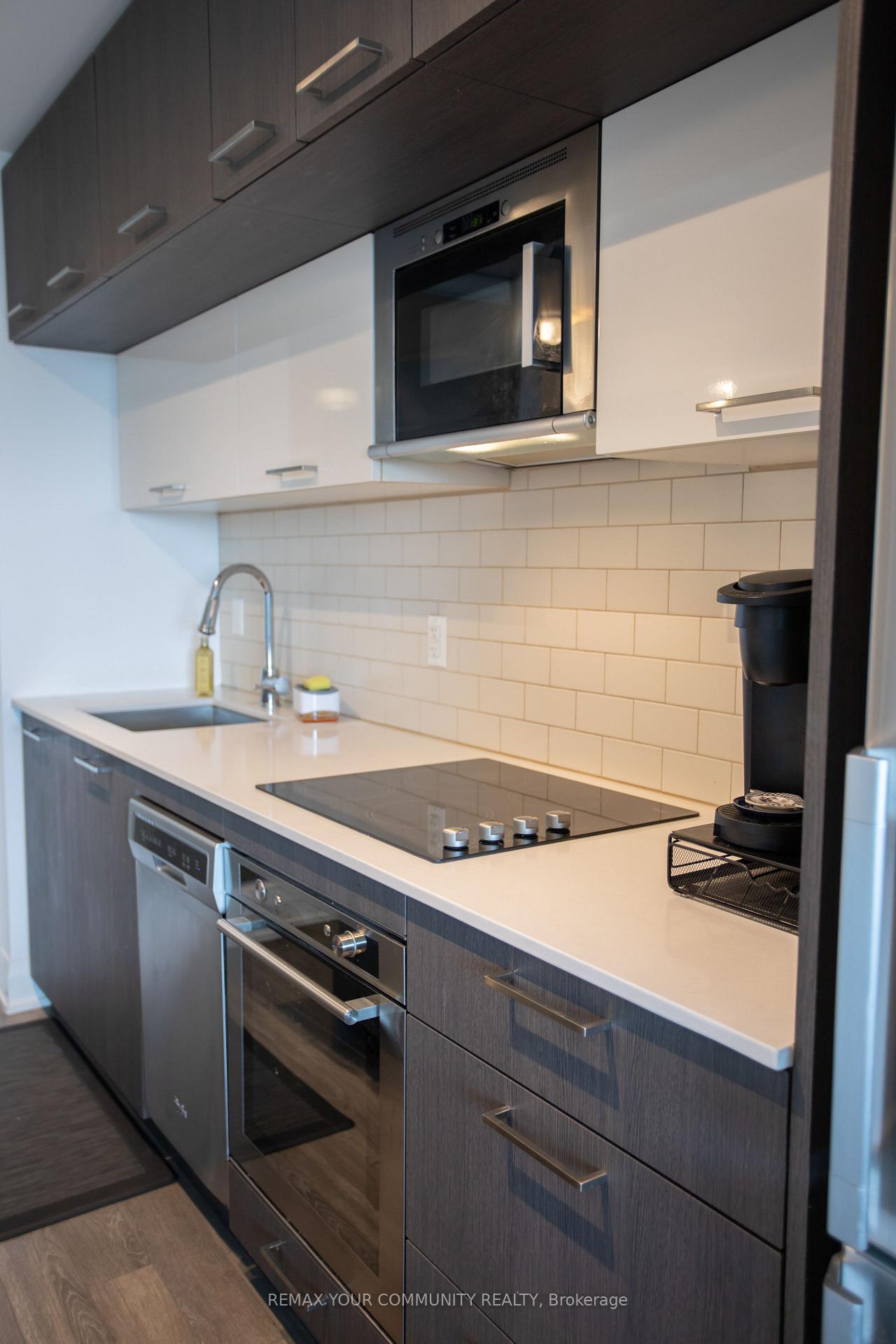 Photo 16 of Unit 802, 4800 Highway 7, Vaughan, East Woodbridge — HOMEH